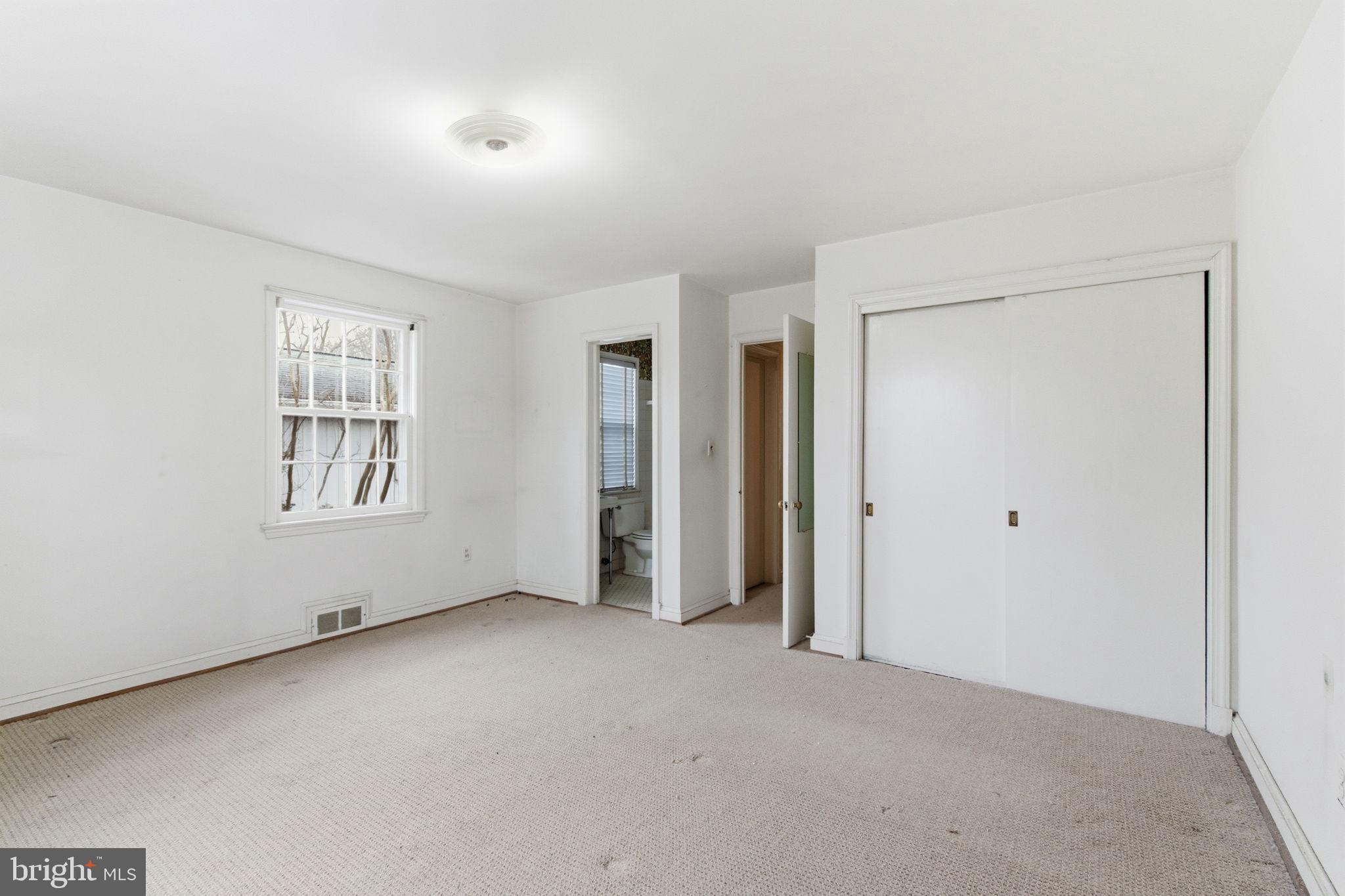 RIDGEWOOD VILLAGE - Residential