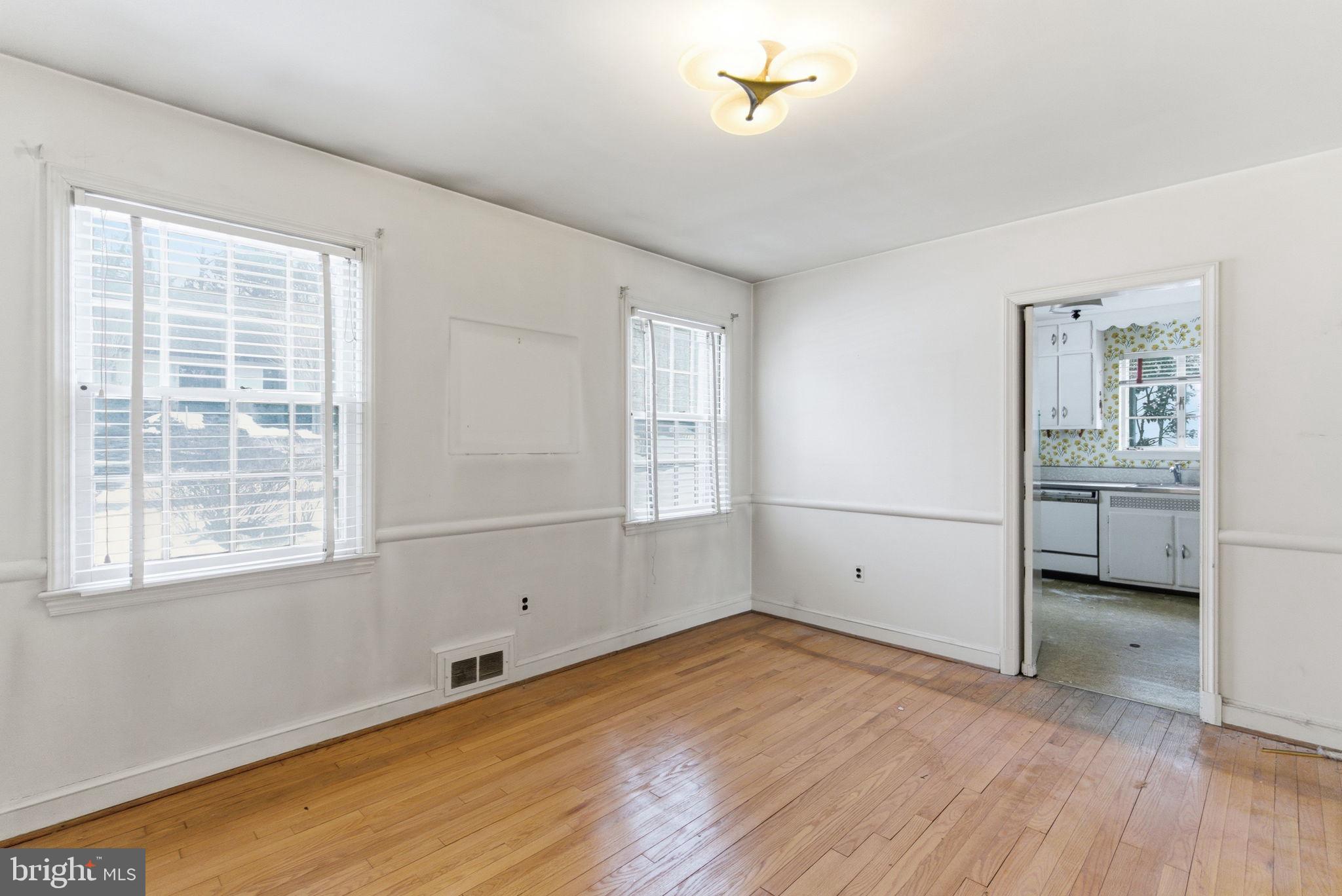 RIDGEWOOD VILLAGE - Residential