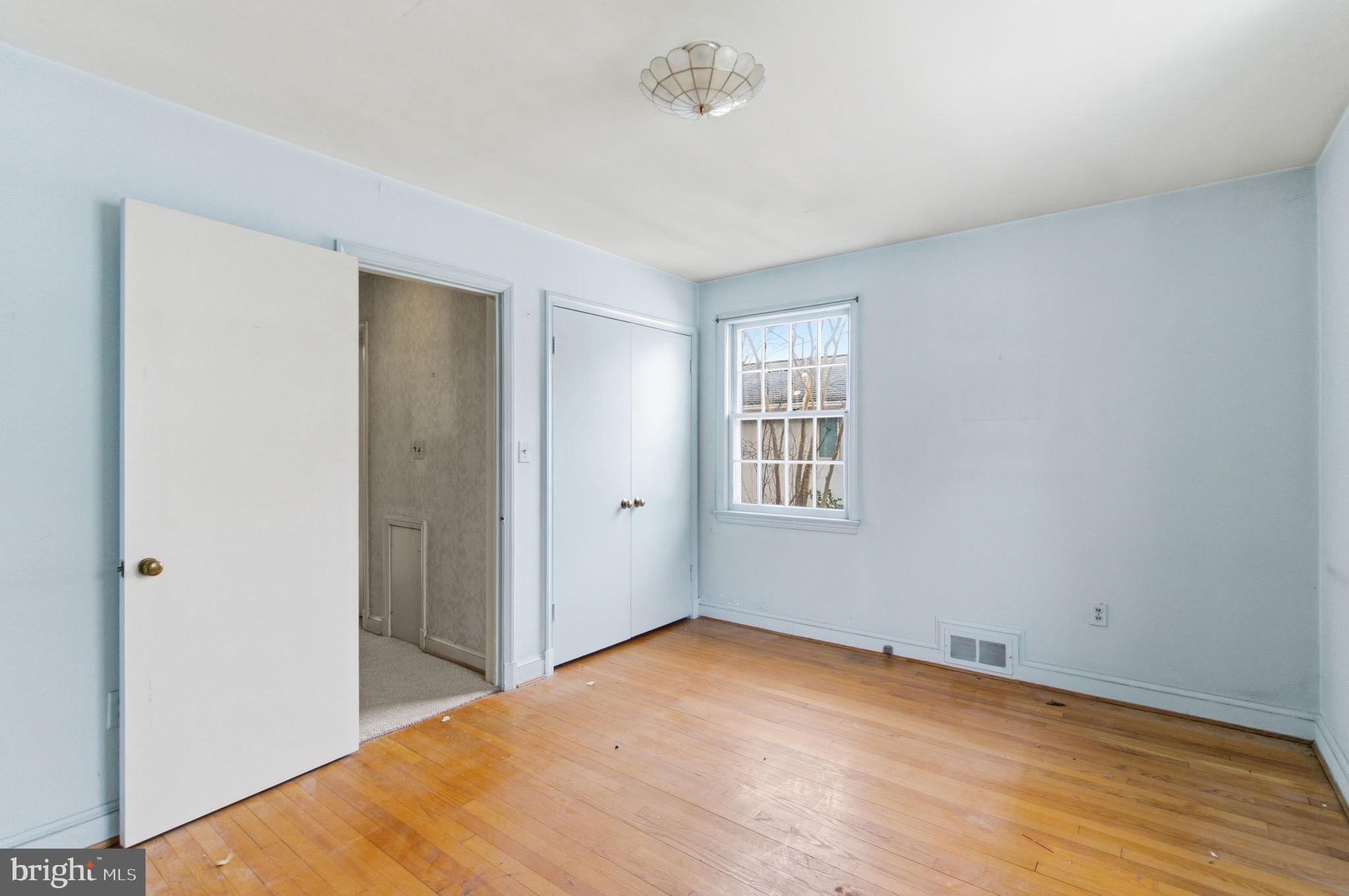 RIDGEWOOD VILLAGE - Residential