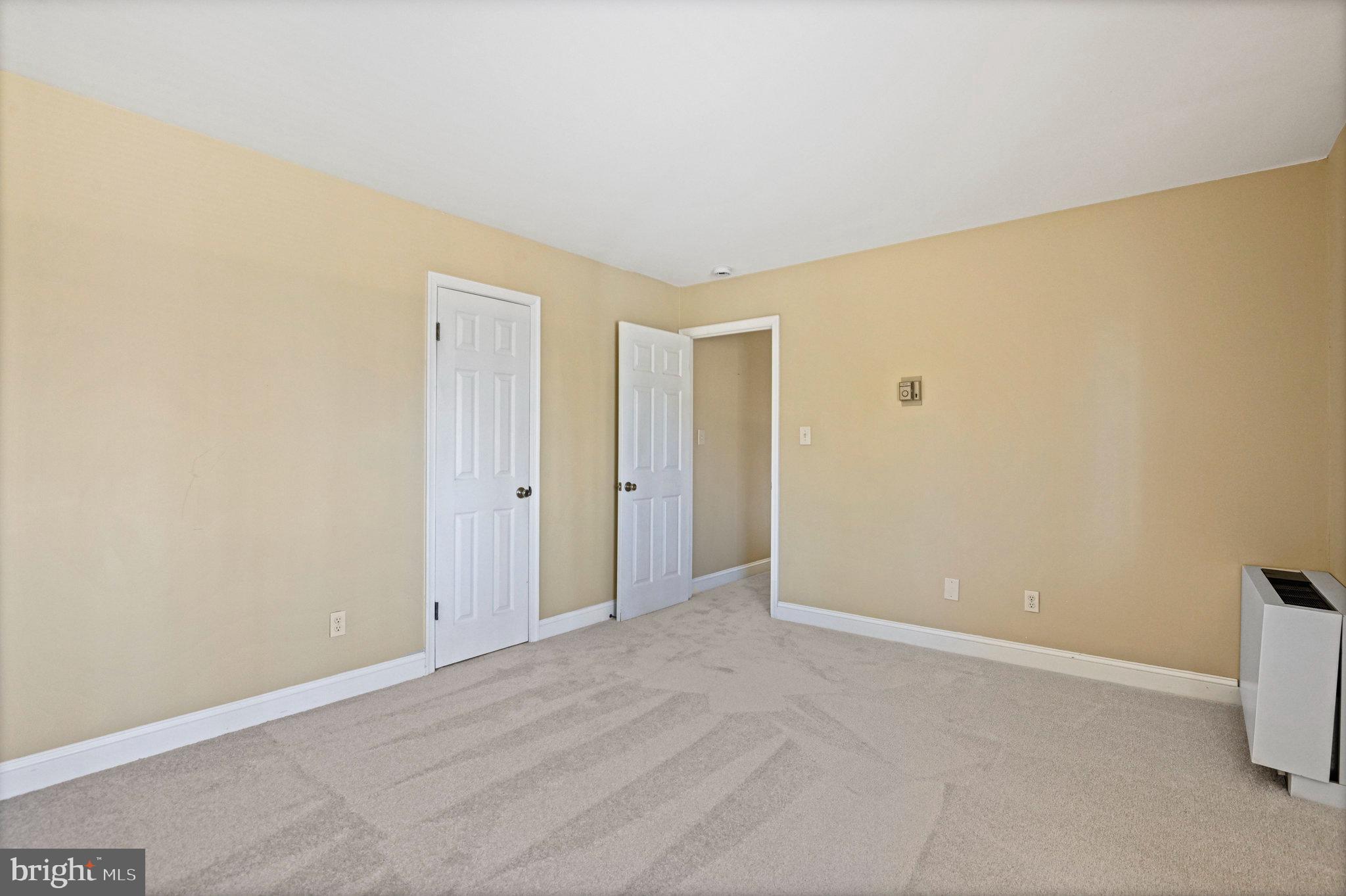 ANNANDALE GARDENS - Residential Lease