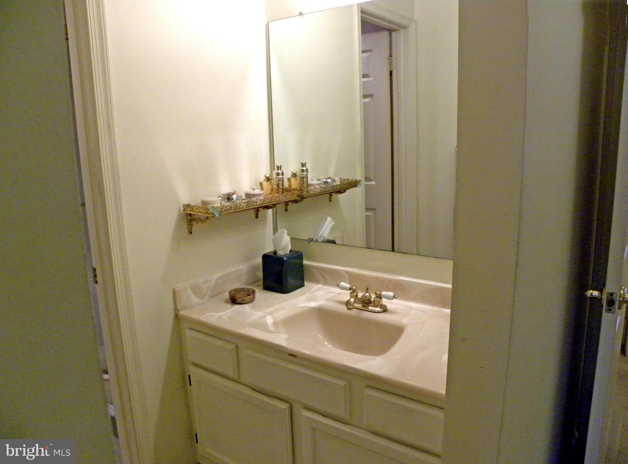 HUNTINGTON AT MT VERNON - Residential