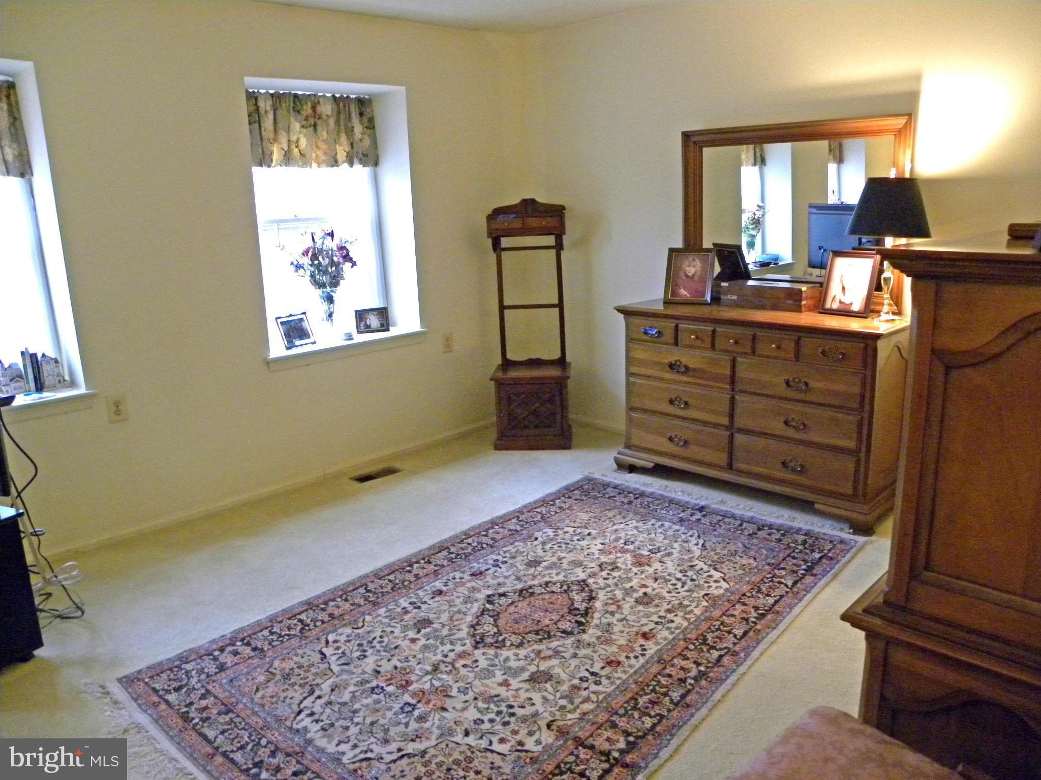 HUNTINGTON AT MT VERNON - Residential