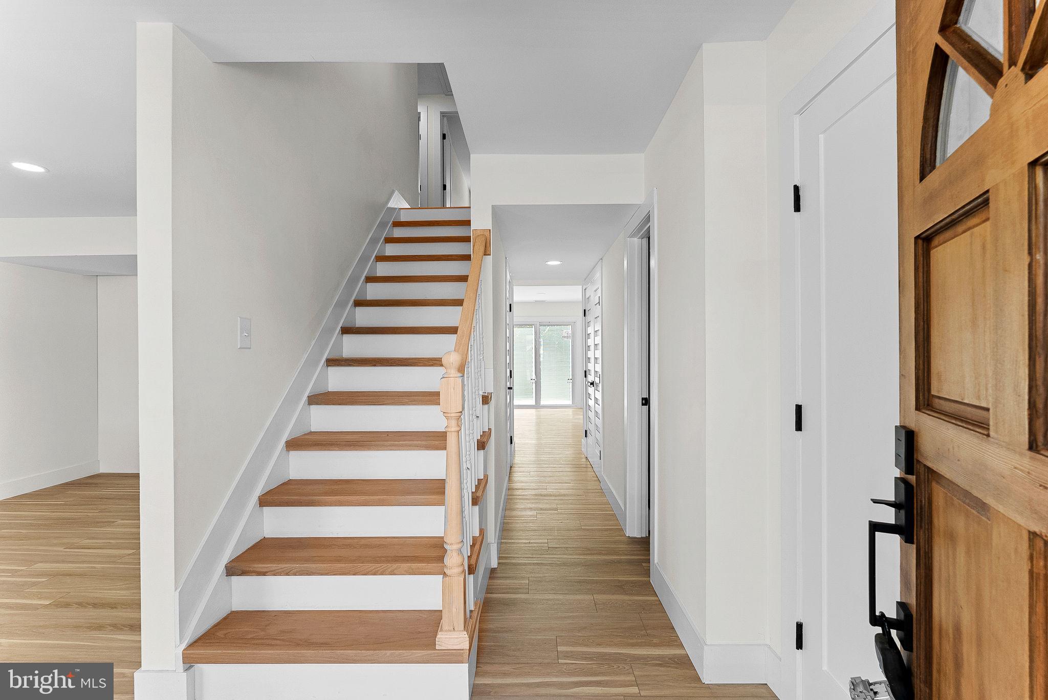 SUGARLAND - Residential