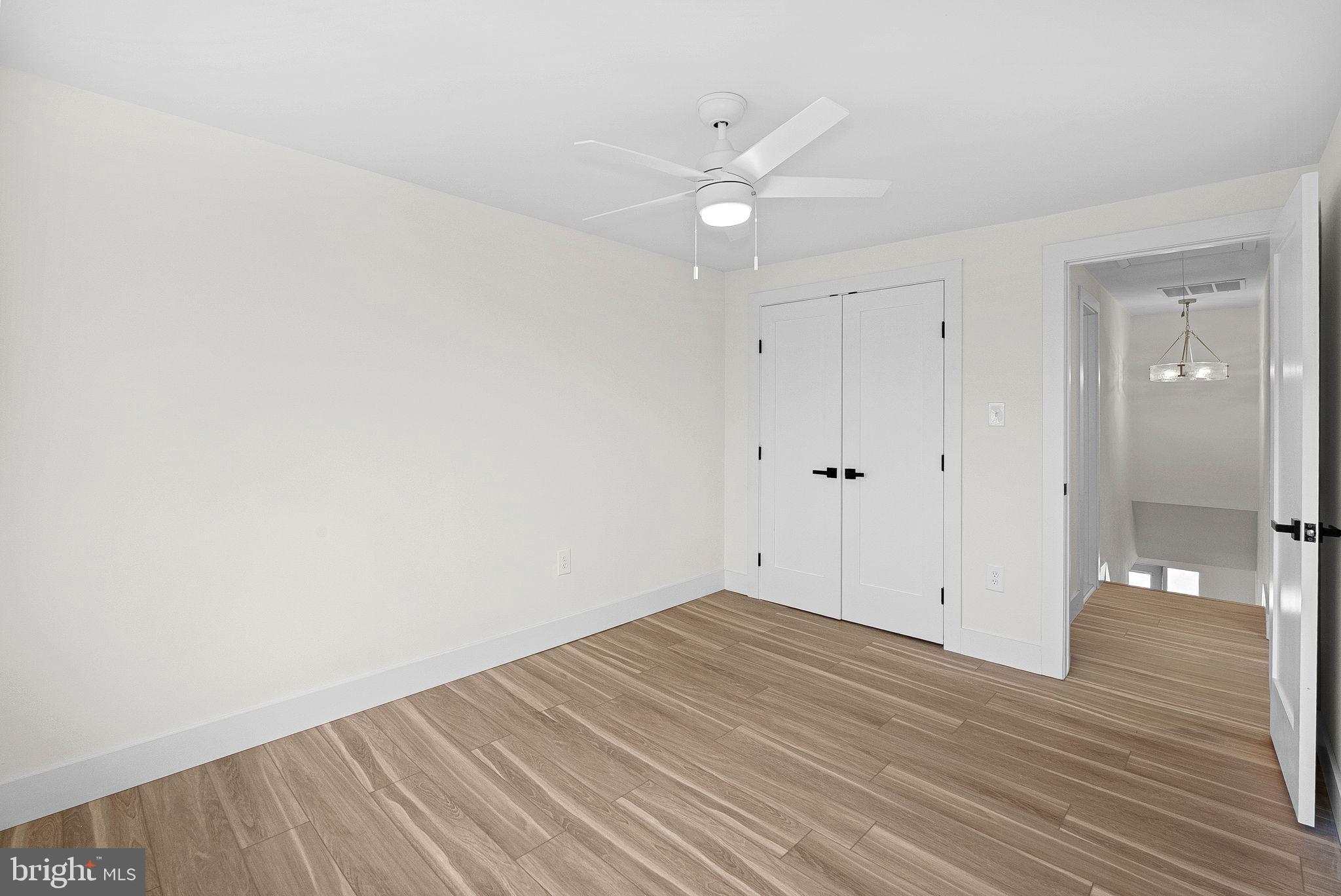 SUGARLAND - Residential