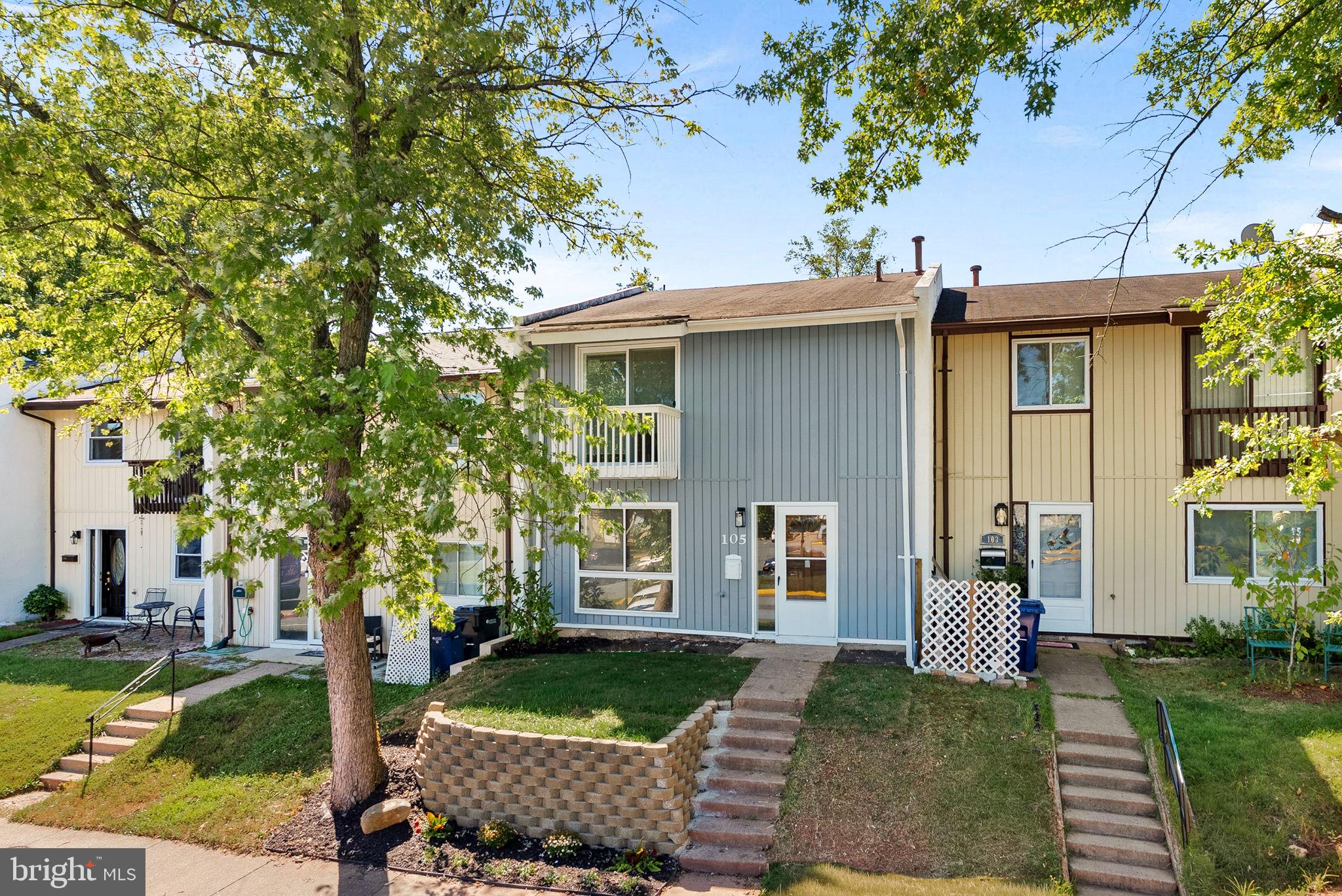 105 WOODGATE COURT