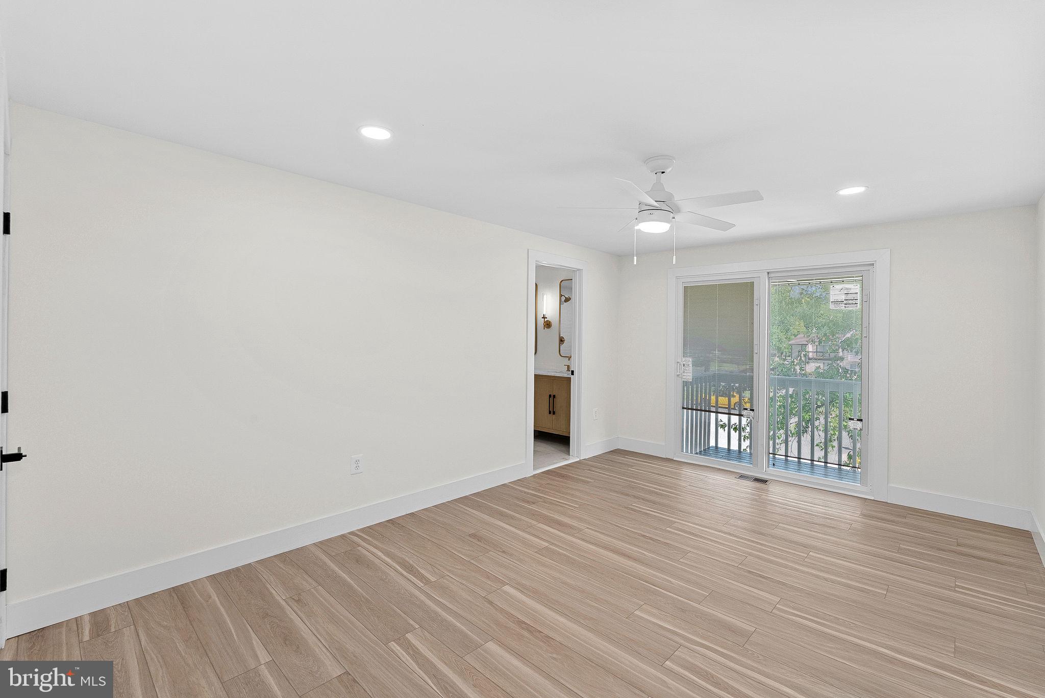 SUGARLAND - Residential