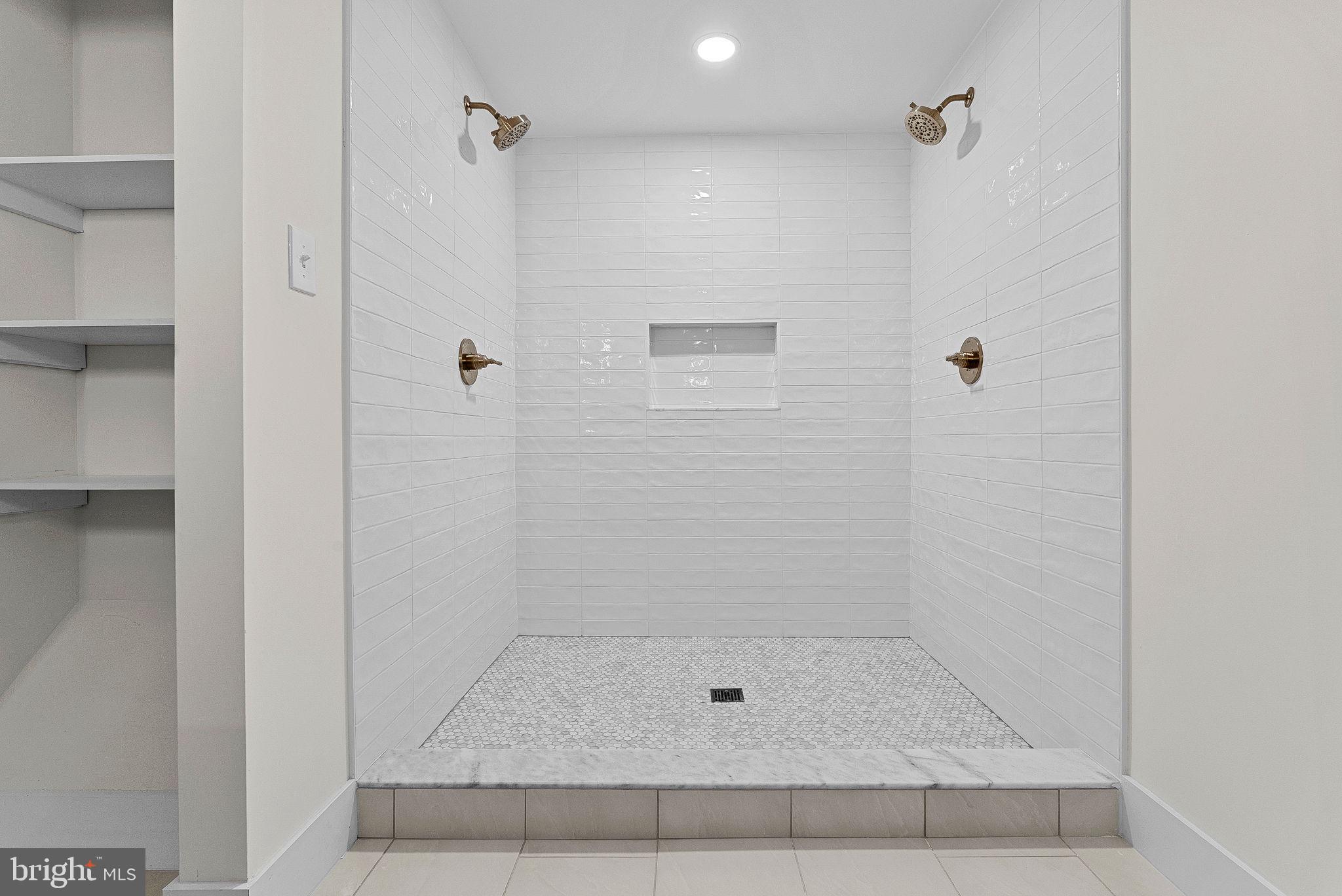 SUGARLAND - Residential