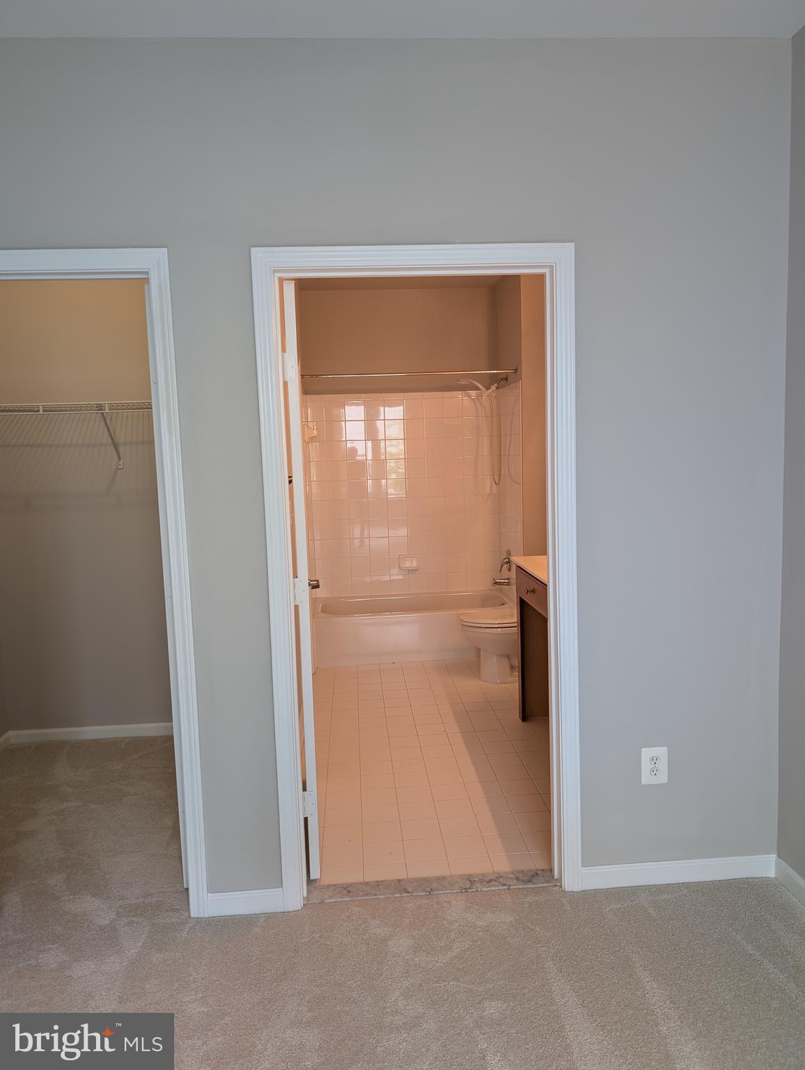 MARKET STREET AT TOWN CENTER - Residential