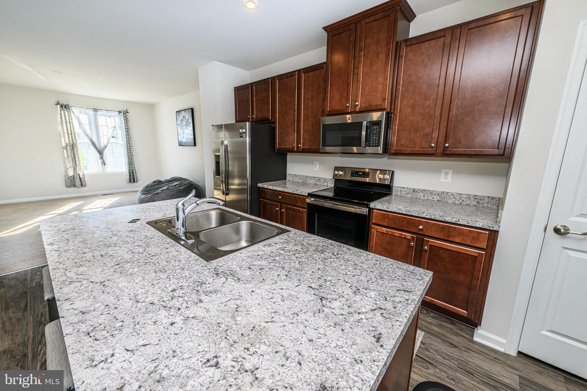 WILDERNESS SHORES - Residential