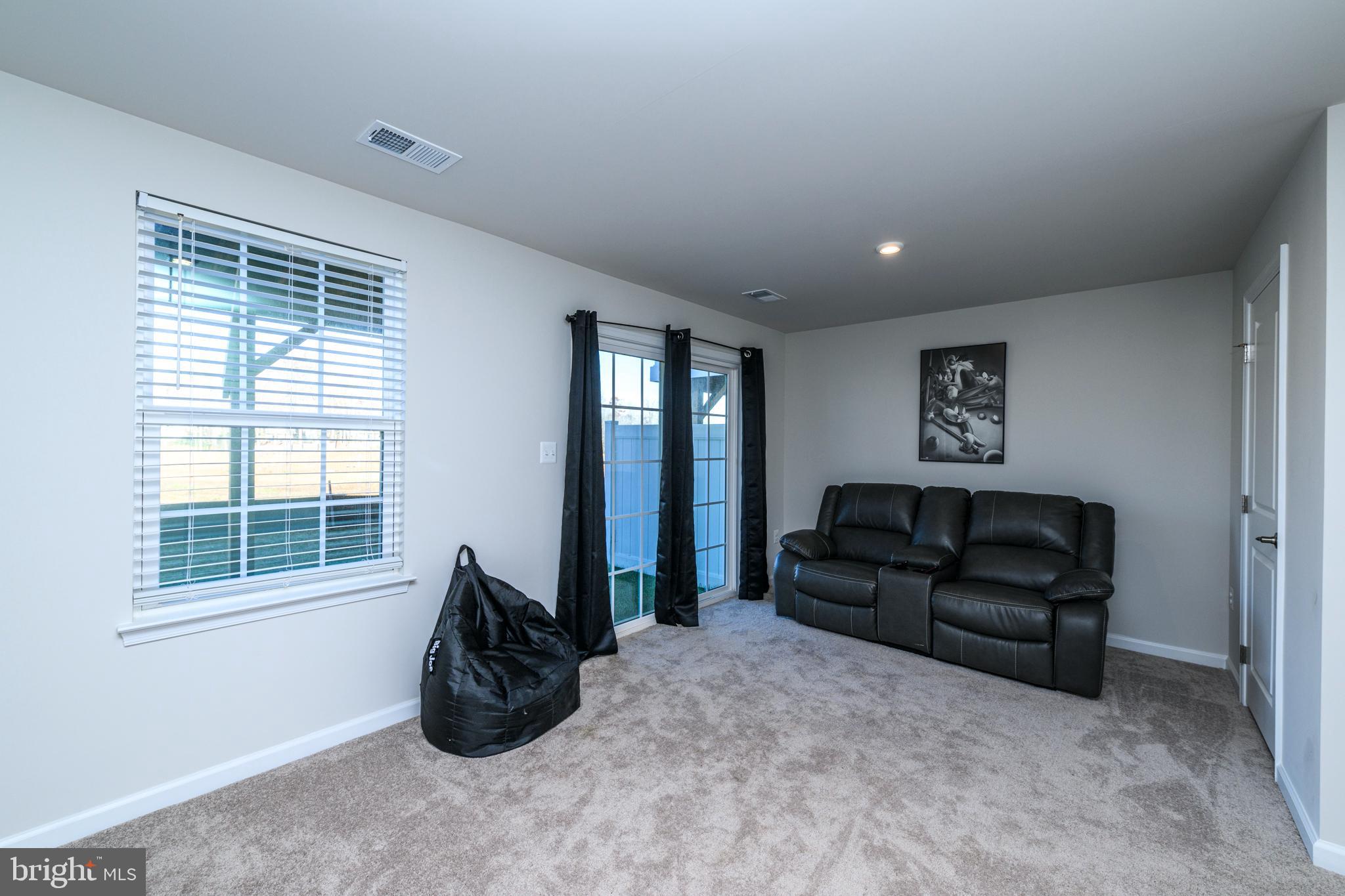 WILDERNESS SHORES - Residential