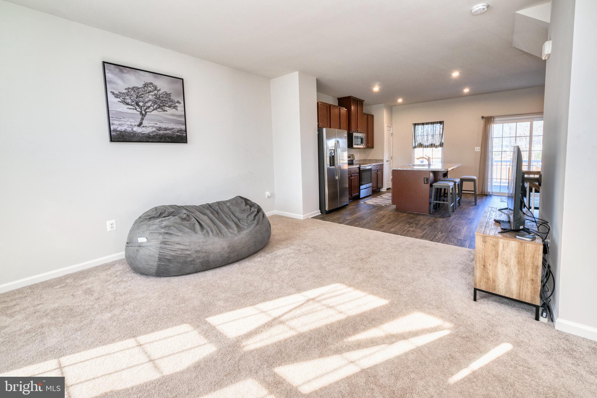 WILDERNESS SHORES - Residential