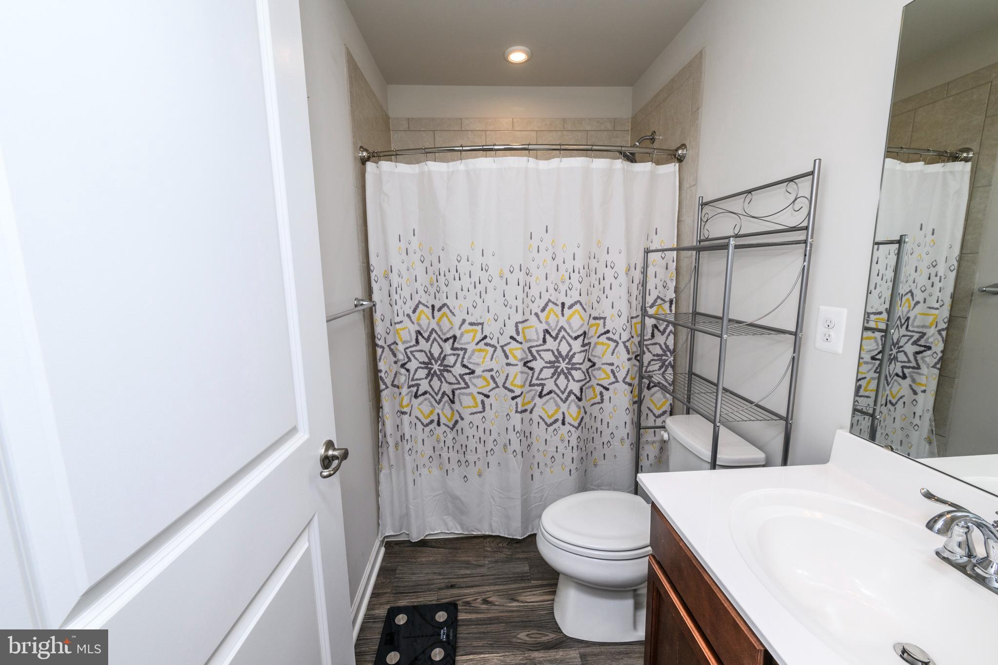 WILDERNESS SHORES - Residential