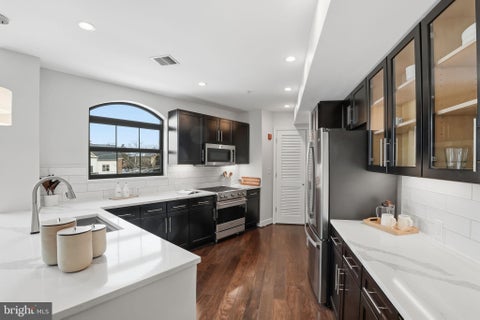 Condo For Rent - 2702 Langston Boulevard #4B<br/> ARLINGTON, VA 22207