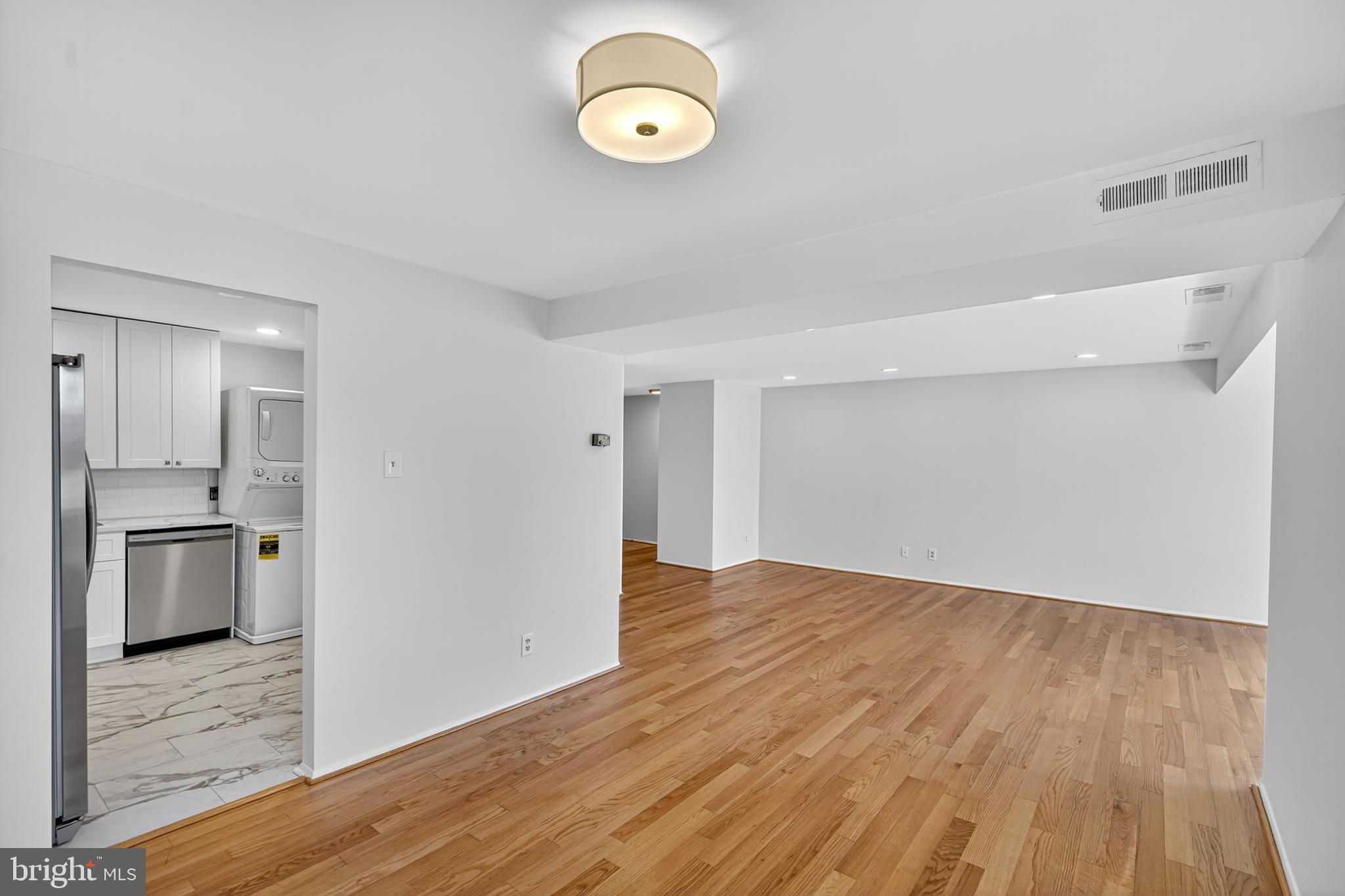 HERONS COVE - Residential