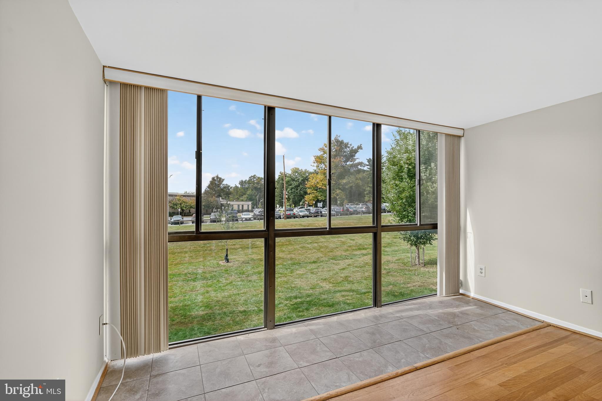 HERONS COVE - Residential