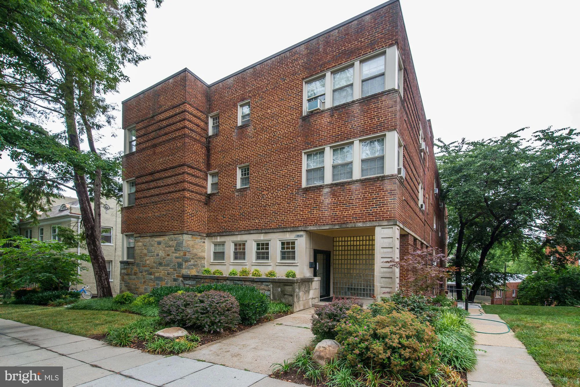 Additional image 2 of 3925 Davis Place NW Unit 104, Washington, DC 20007