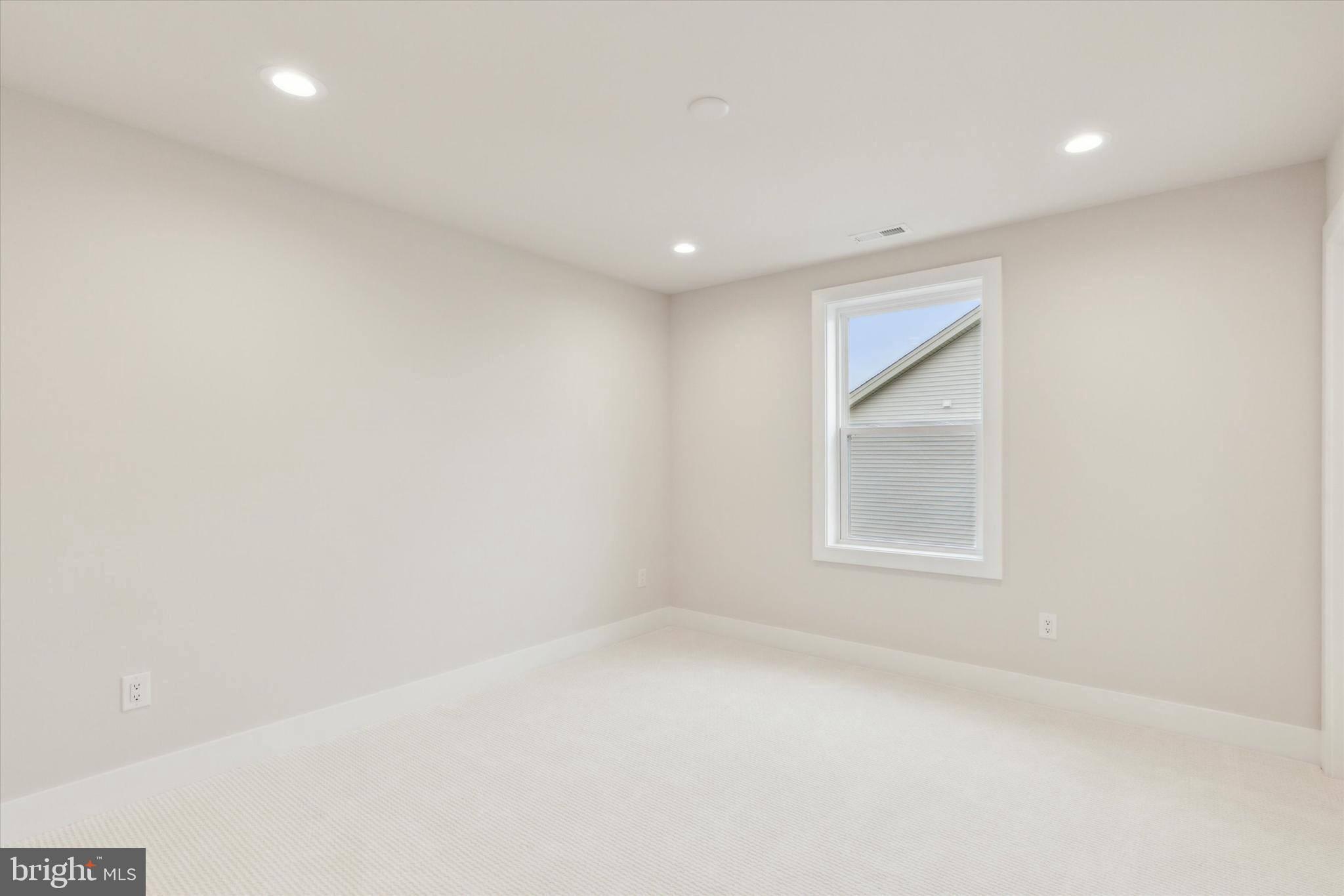 STONEBROOK AT UPPER MERION - Residential