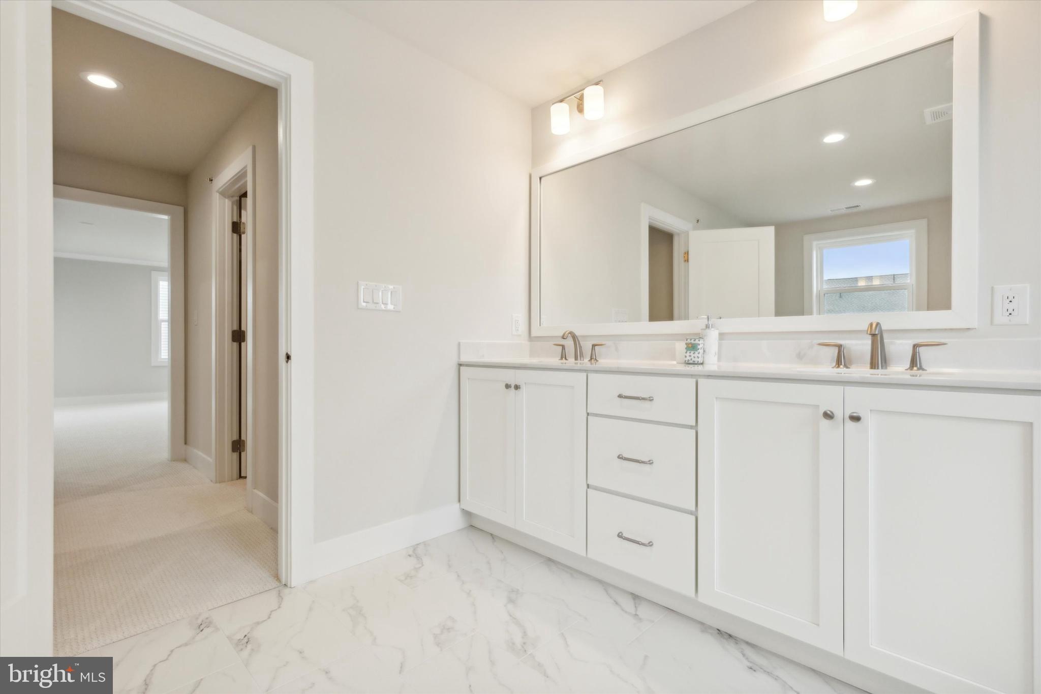 STONEBROOK AT UPPER MERION - Residential