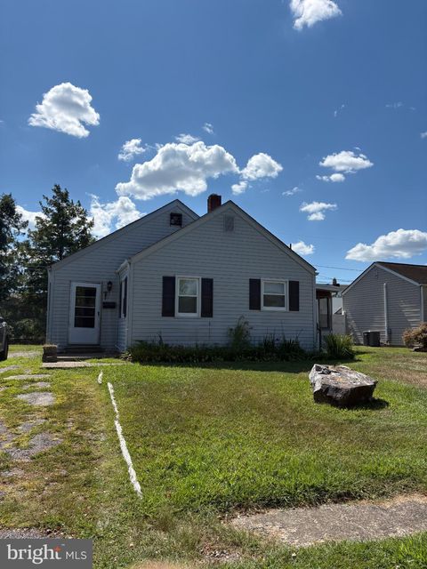 Photo of 14 Lasalle Avenue, NEW CASTLE, DE 19720 (MLS # DENC2090628)