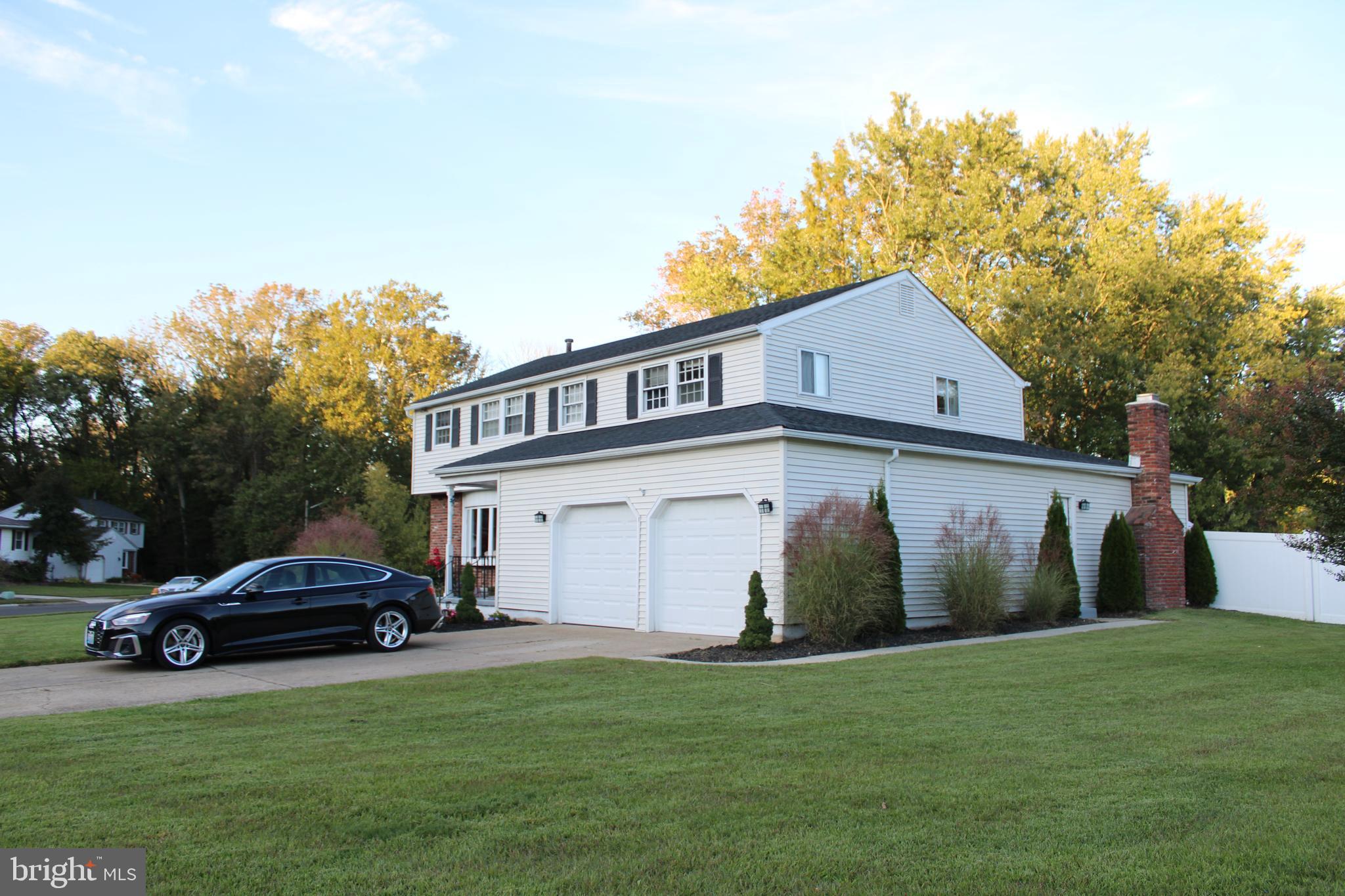 9 HAMPSHIRE AVENUE