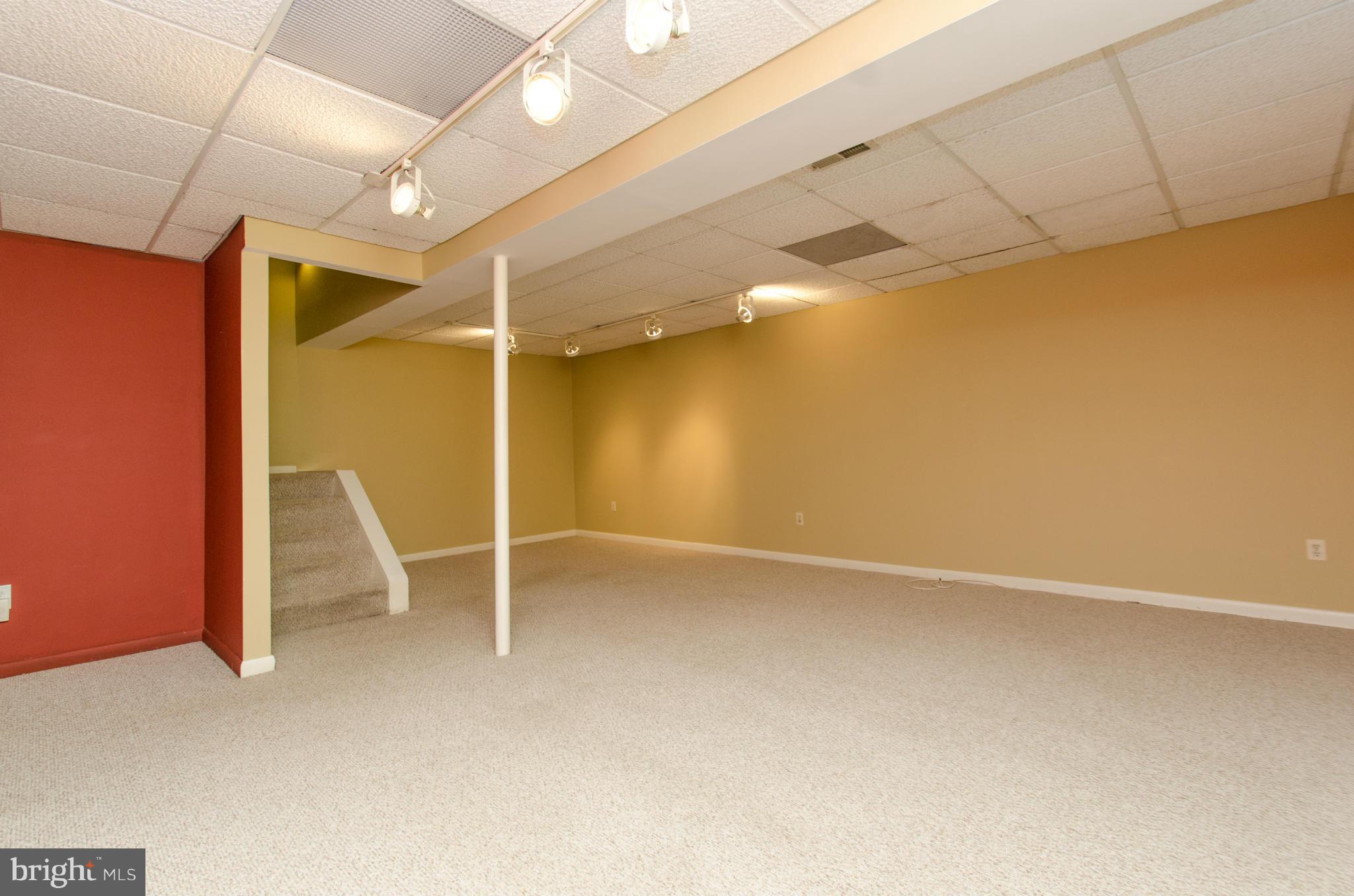 ROLAND SPRINGS - Residential