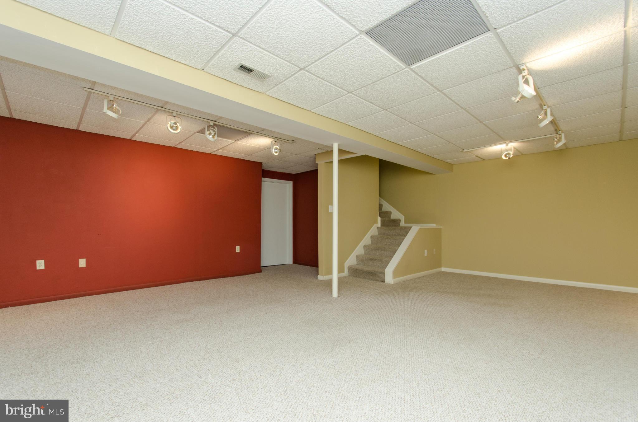 ROLAND SPRINGS - Residential