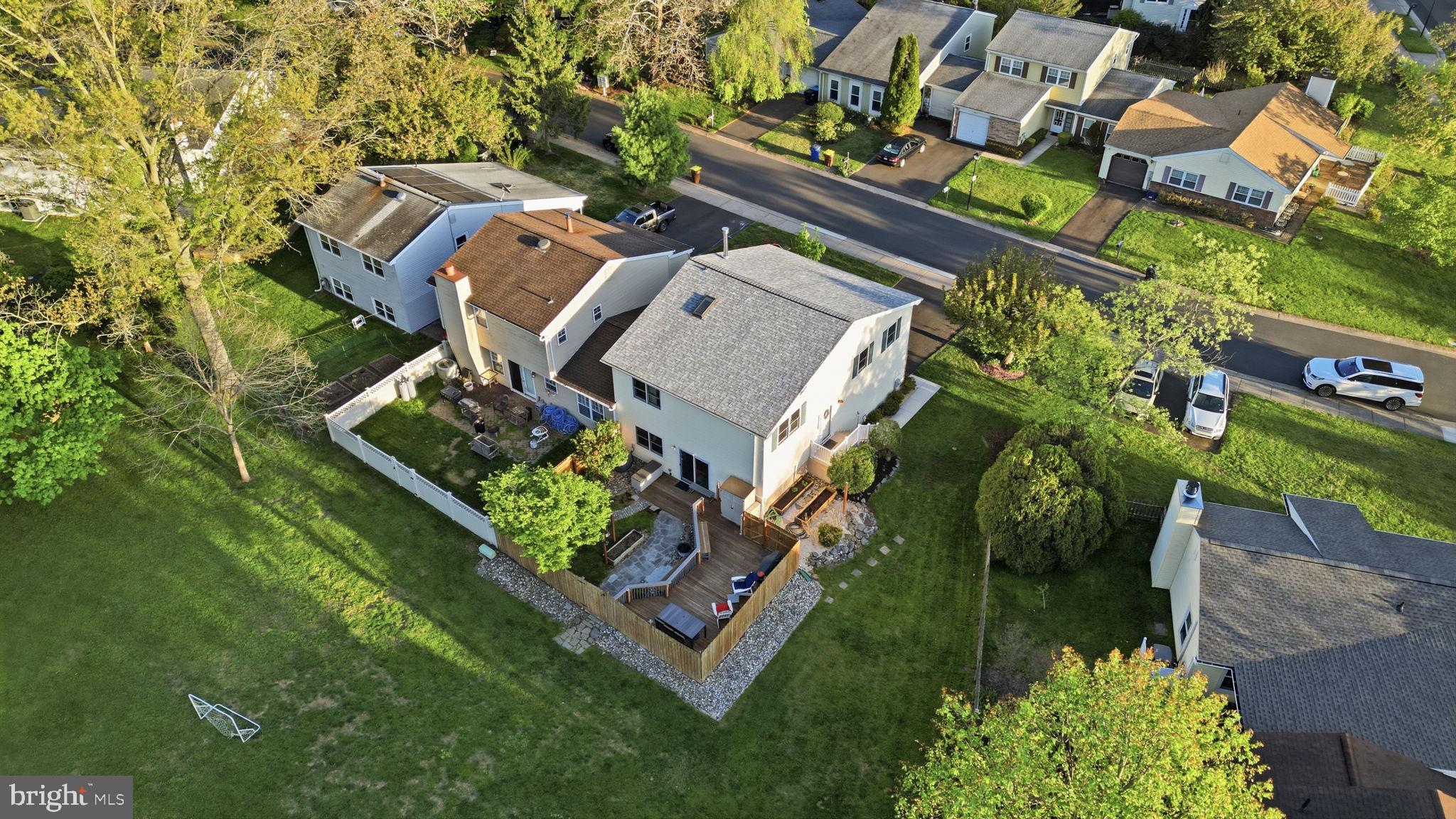 NEWTOWN CROSSING - Residential