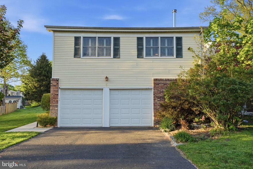 Finding four bedrooms, a top-tier school district, and a genuine sense of community in one place is rare. This Newtown townhouse delivers all three. With room for every stage of family life, the main floor has 3 bedrooms and 1 full bath, kitchen, dining room, and living room. The lower level has bedroom/office, full bath, family room, laundry/utility room, and sliders to the beautiful backyard. Other features that stand out are the 2-car garage, fenced-in yard, end unit, community pool, and walking distance to Tyler State Park.  

Beyond the front door, Newtown's historic borough offers the kind of neighborhood that families move to and stay in for decades: walkable streets, a vibrant downtown, and the confidence of the Council Rock School District. When work calls, I-95 and Route 1 keep every commute manageable.