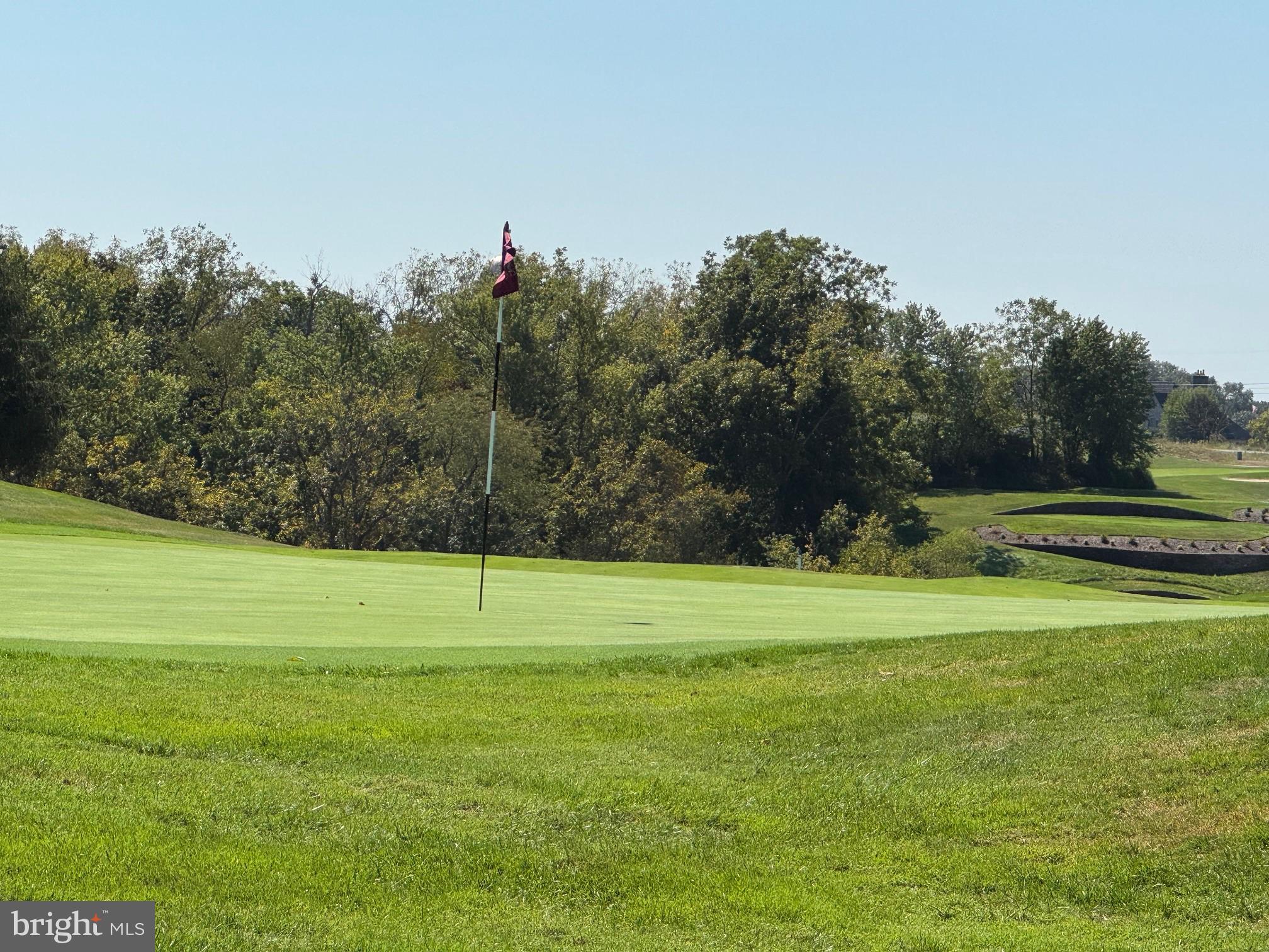 8 N CHAMBERLAIN COURT