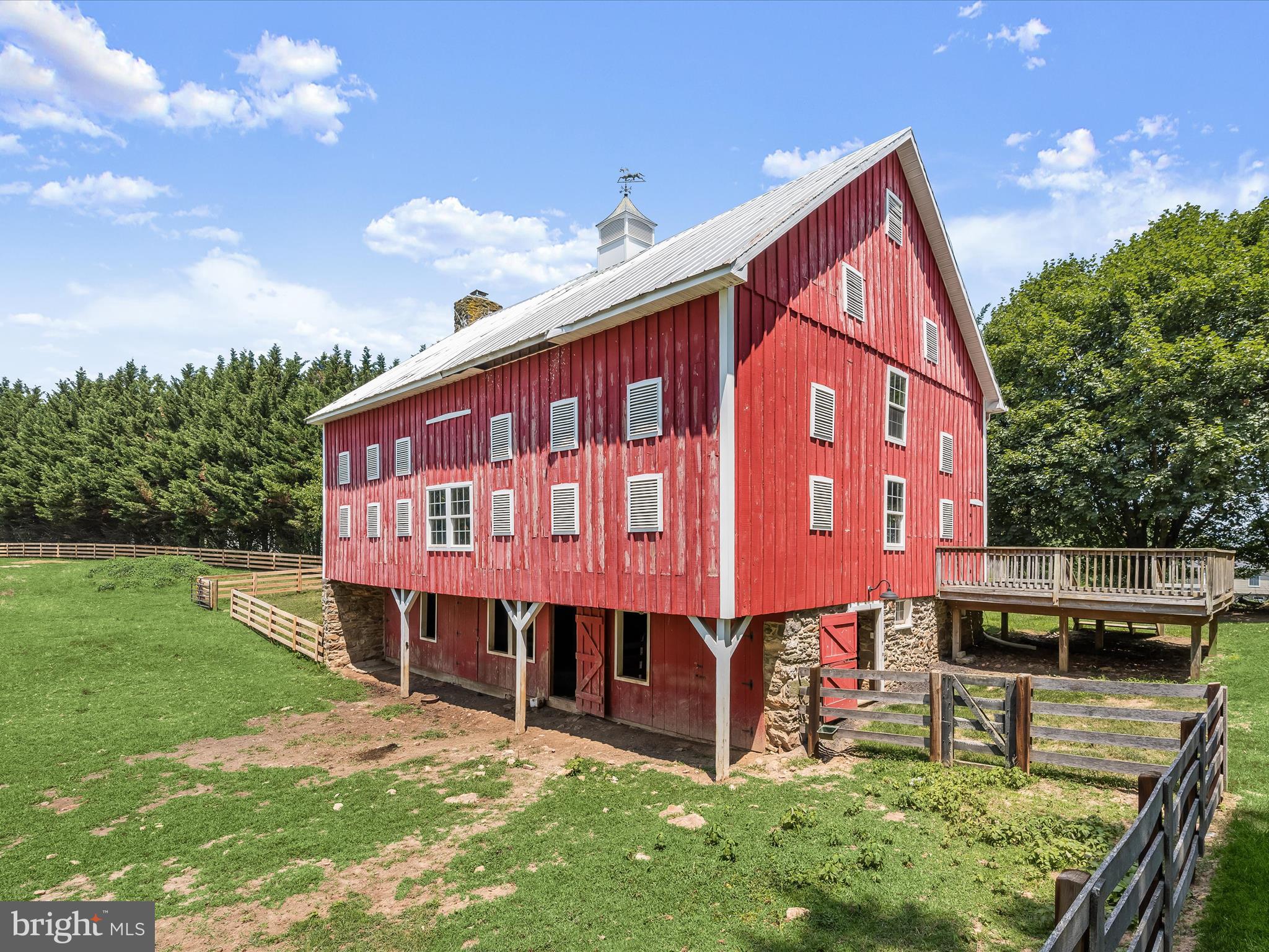 WINDRIDGE FARMS - Residential