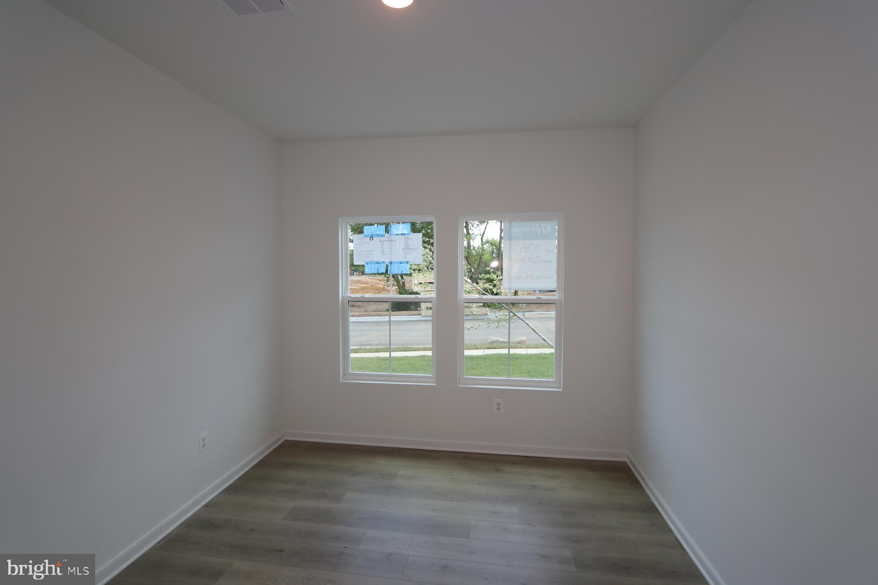 LIBERTY RUN - Residential