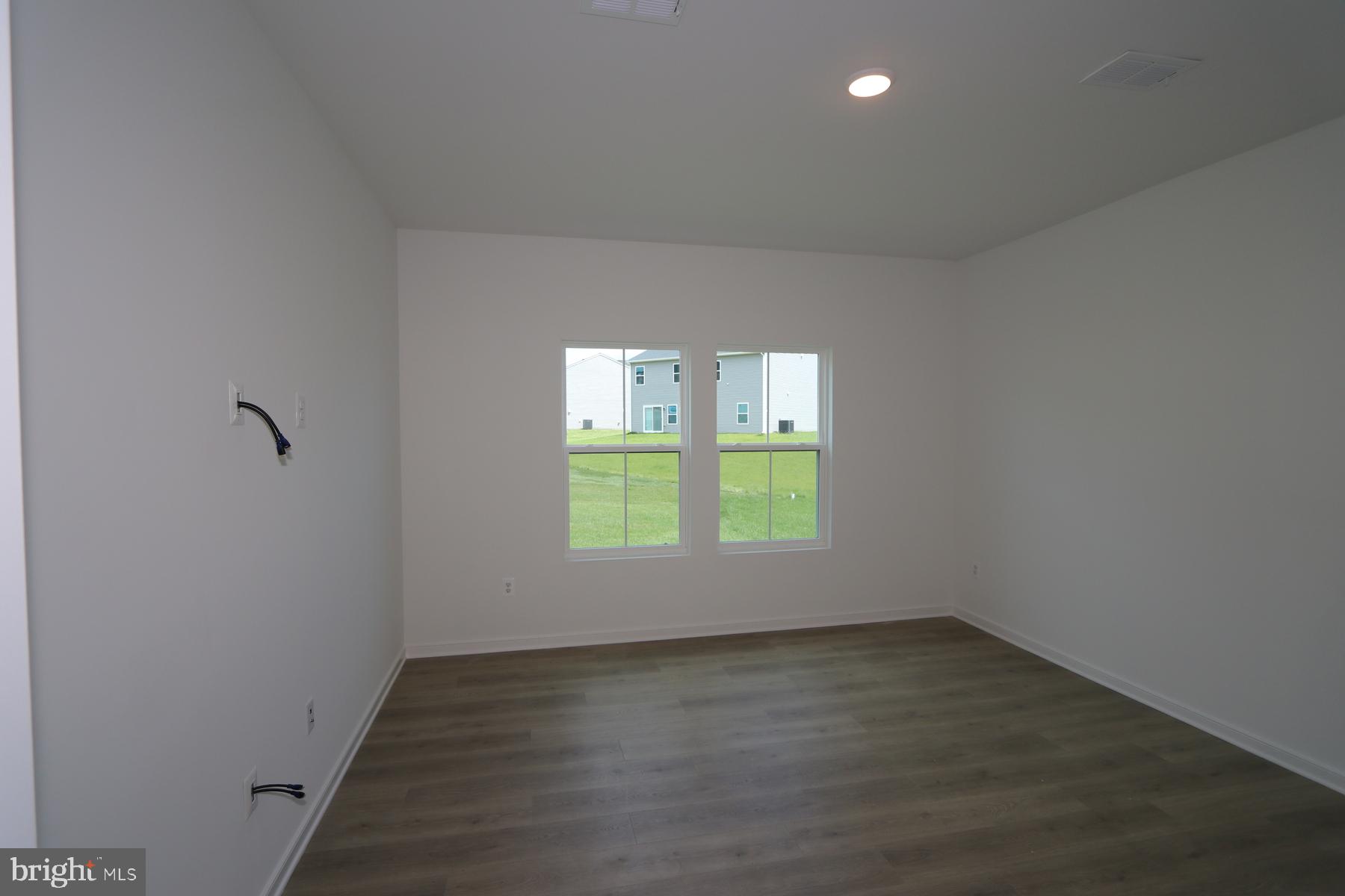 LIBERTY RUN - Residential