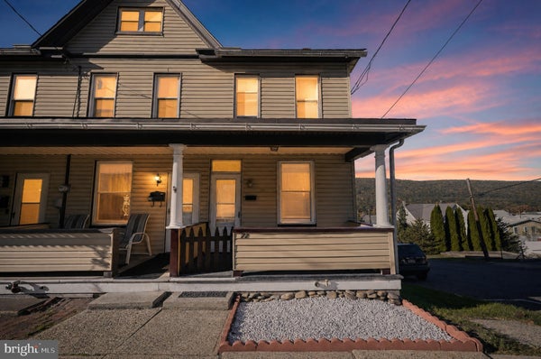 72 E RAILROAD ST, NESQUEHONING, PA 18240 - Image ae4ea2bccf075c14af2a196f70e2a2a1/2006503201