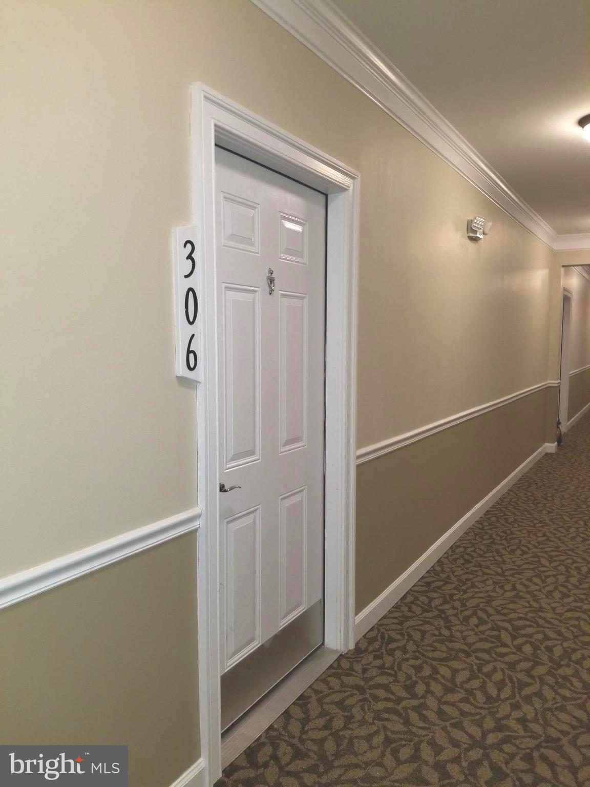 COBBLESTONE SQUARE - Residential