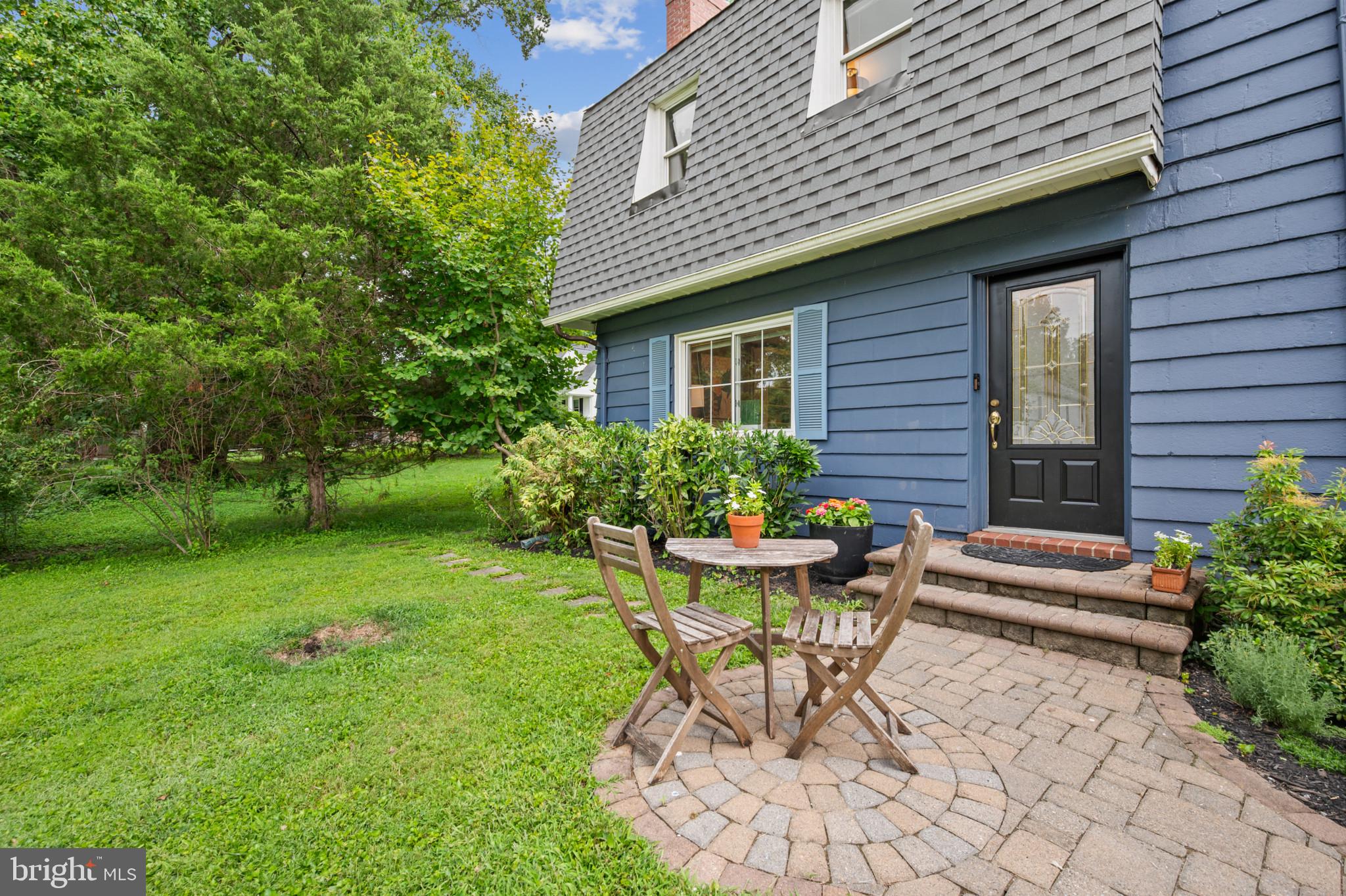 213 PIPING ROCK DRIVE