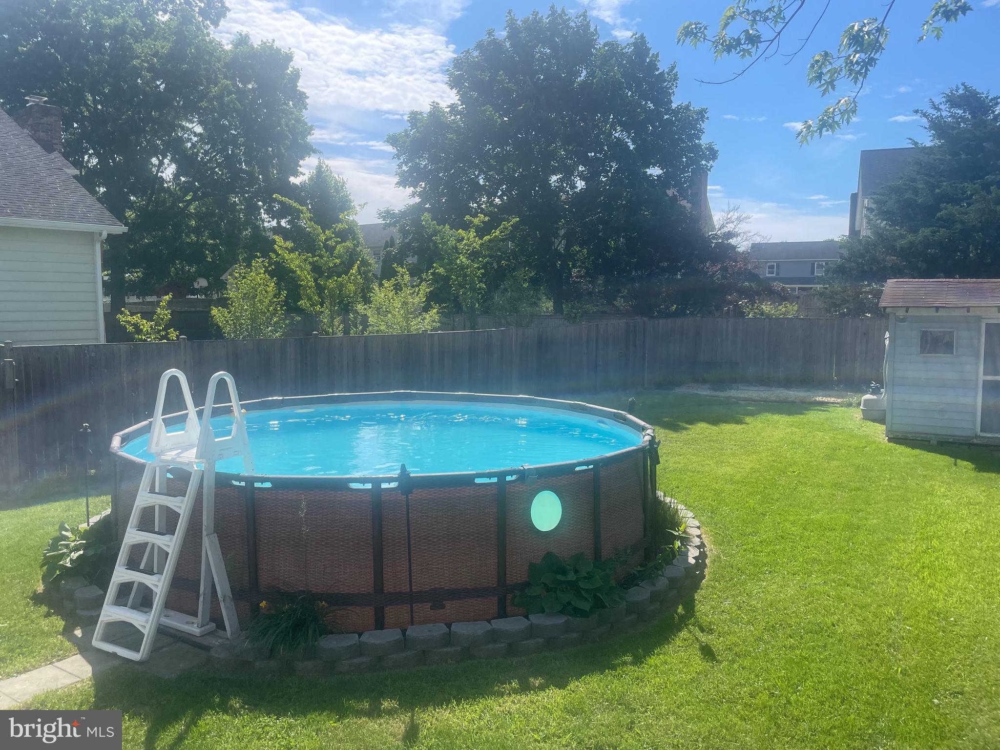 ALBIN VILLAGE - Residential