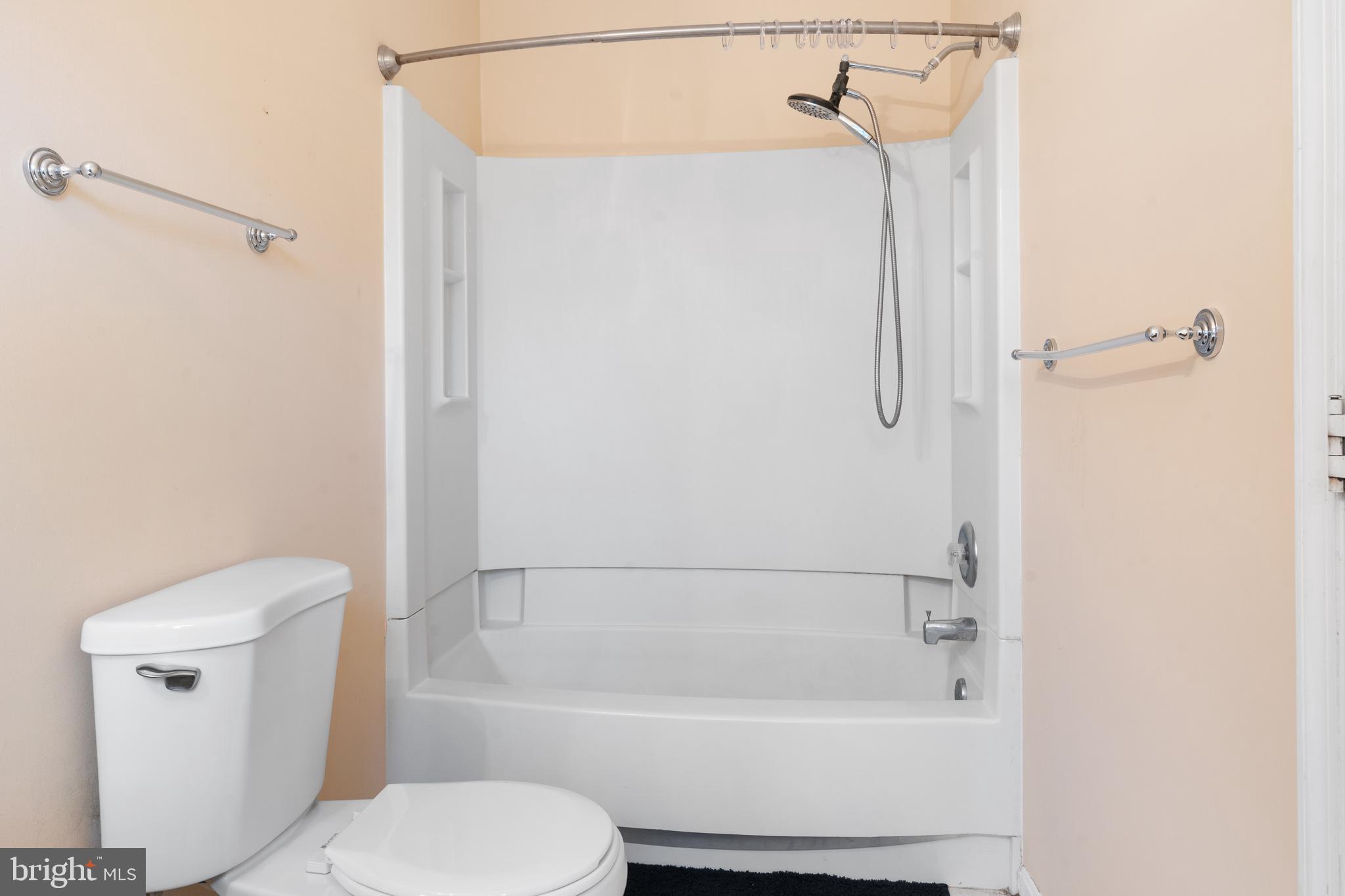 ALBIN VILLAGE - Residential