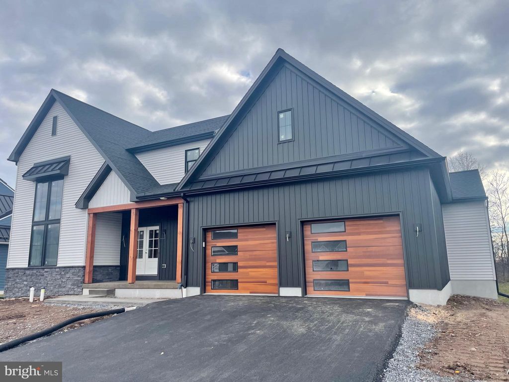 Photo of 109 LAKE VIEW RD #26, EPHRATA, PA 17522 (MLS # PALA175532)