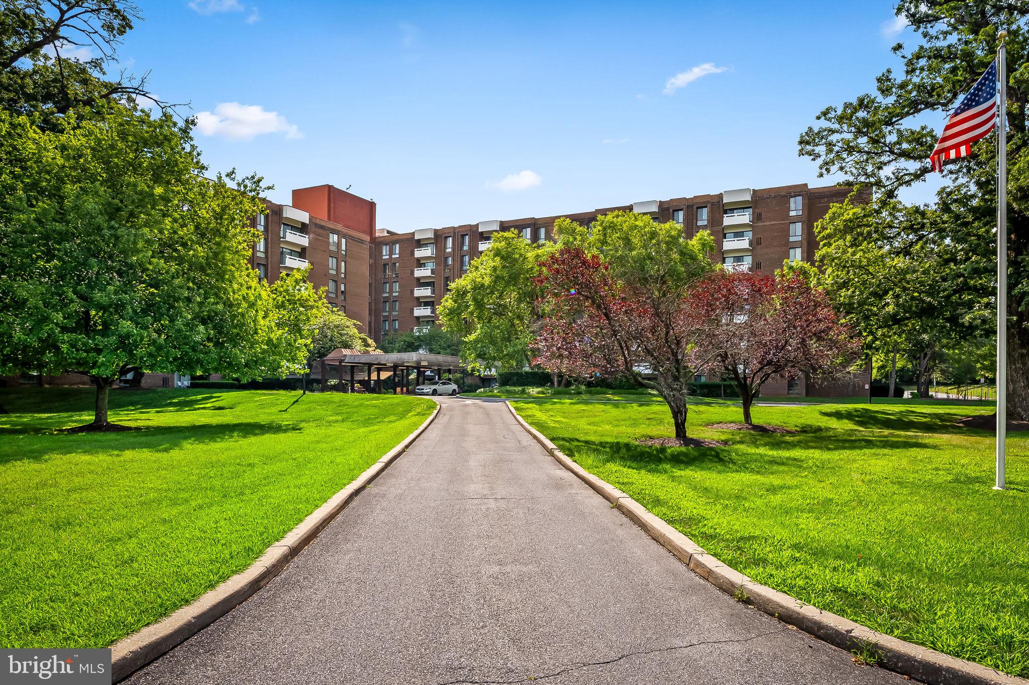 This condo is a perfect example of how good things come in small packages. At 1,163 square feet, this open concept/move-in-ready unit has been freshly painted and features new carpet, offering a clean slate for your personal touch. Enjoy the convenience of having laundry within the unit and swift access via the building's elevators. Stay active and fit with the on-site exercise room, and take advantage of the common storage facilities for all your extra belongings. Security is a top priority with locked front entry/doorman as well as front desk reception. This mid-rise building also caters to guests with ample guest parking and valet parking services. Dive into relaxation with the outdoor pool, or engage with the vibrant community in the card room/library. For friends and family visiting from out of town, rentable rooms are available, making hosting a breeze. With a full-service staff 24/7, life here is as seamless as it is comfortable. Be a proud condo owner at a great price and experience the convenience and style of this unique offering. Don't miss out on this fantastic opportunity!