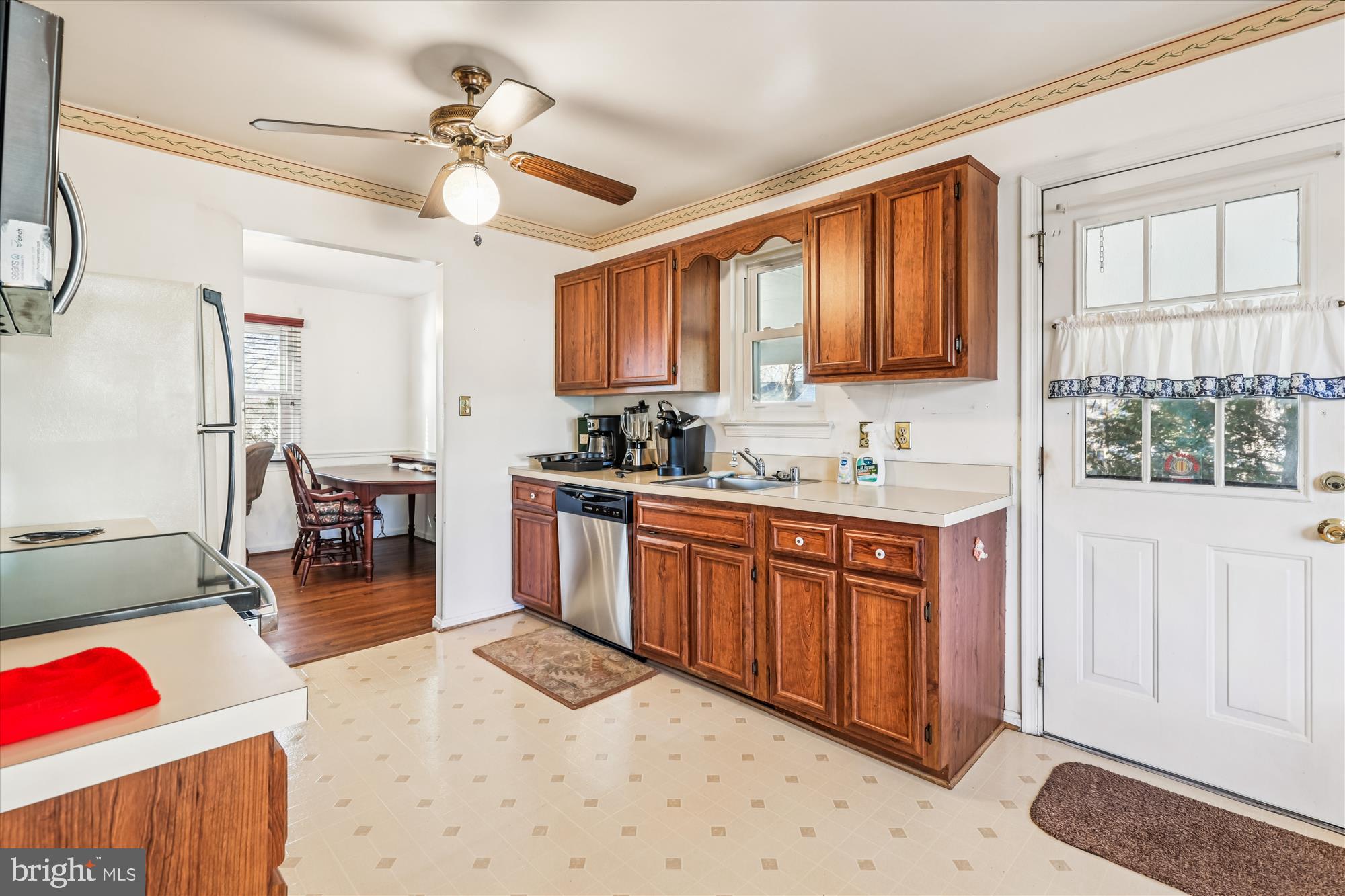 STONEYBROOKE - Residential