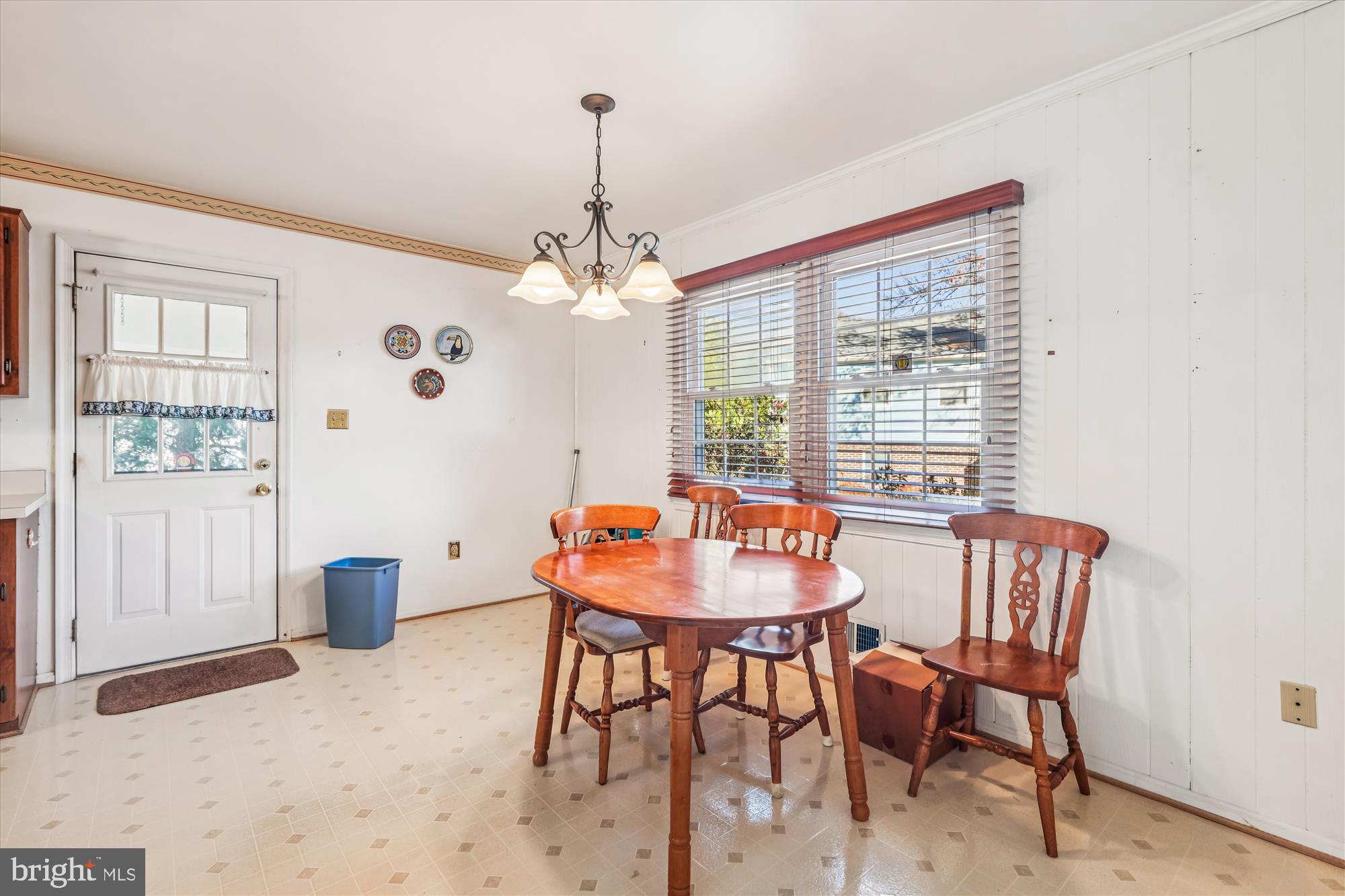 STONEYBROOKE - Residential