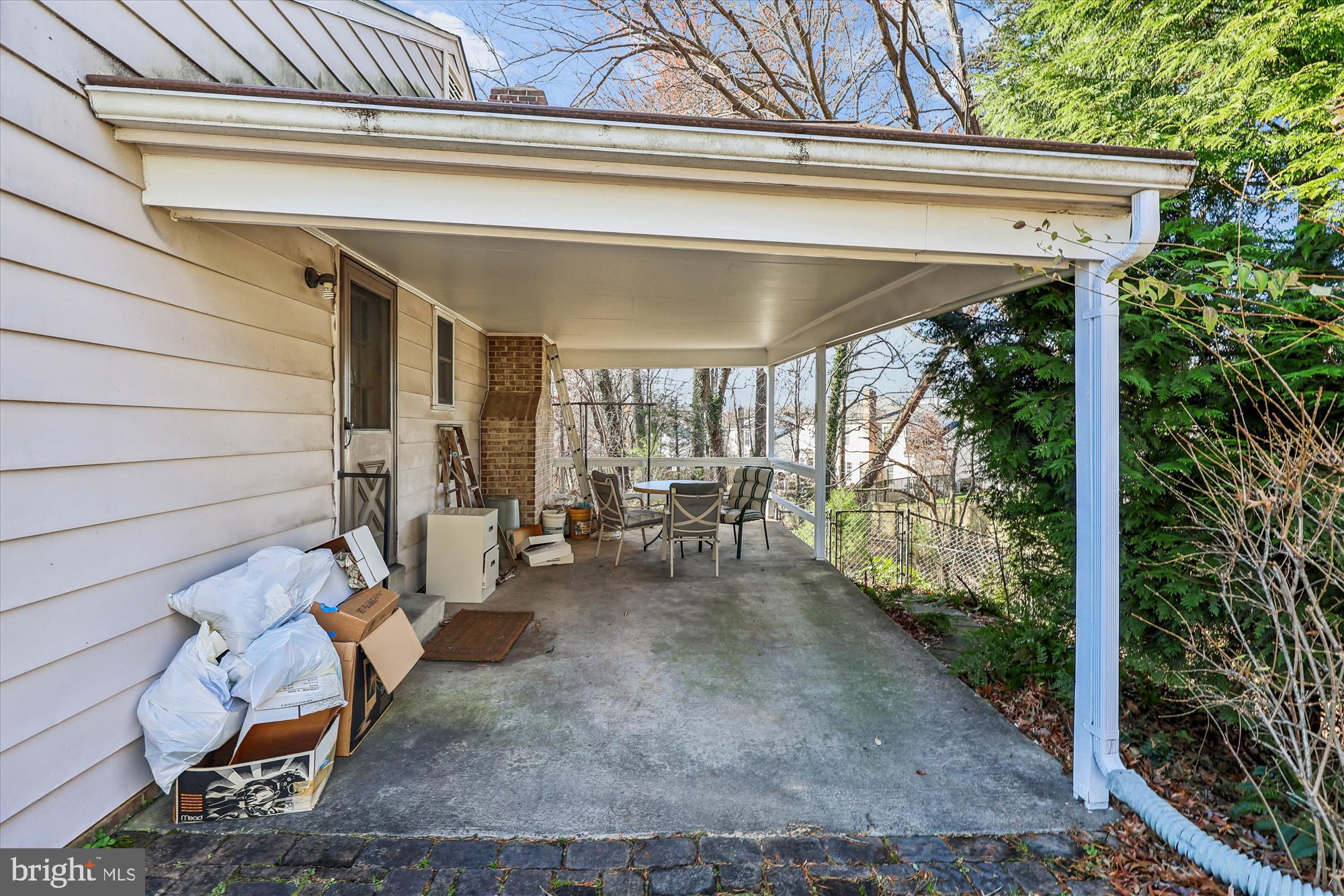 STONEYBROOKE - Residential