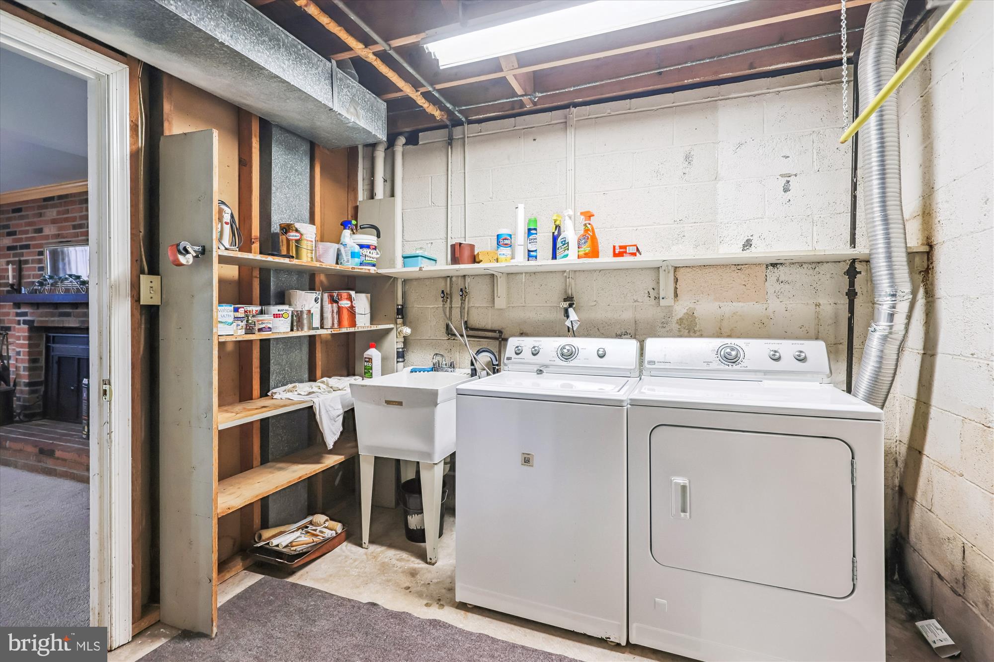 STONEYBROOKE - Residential