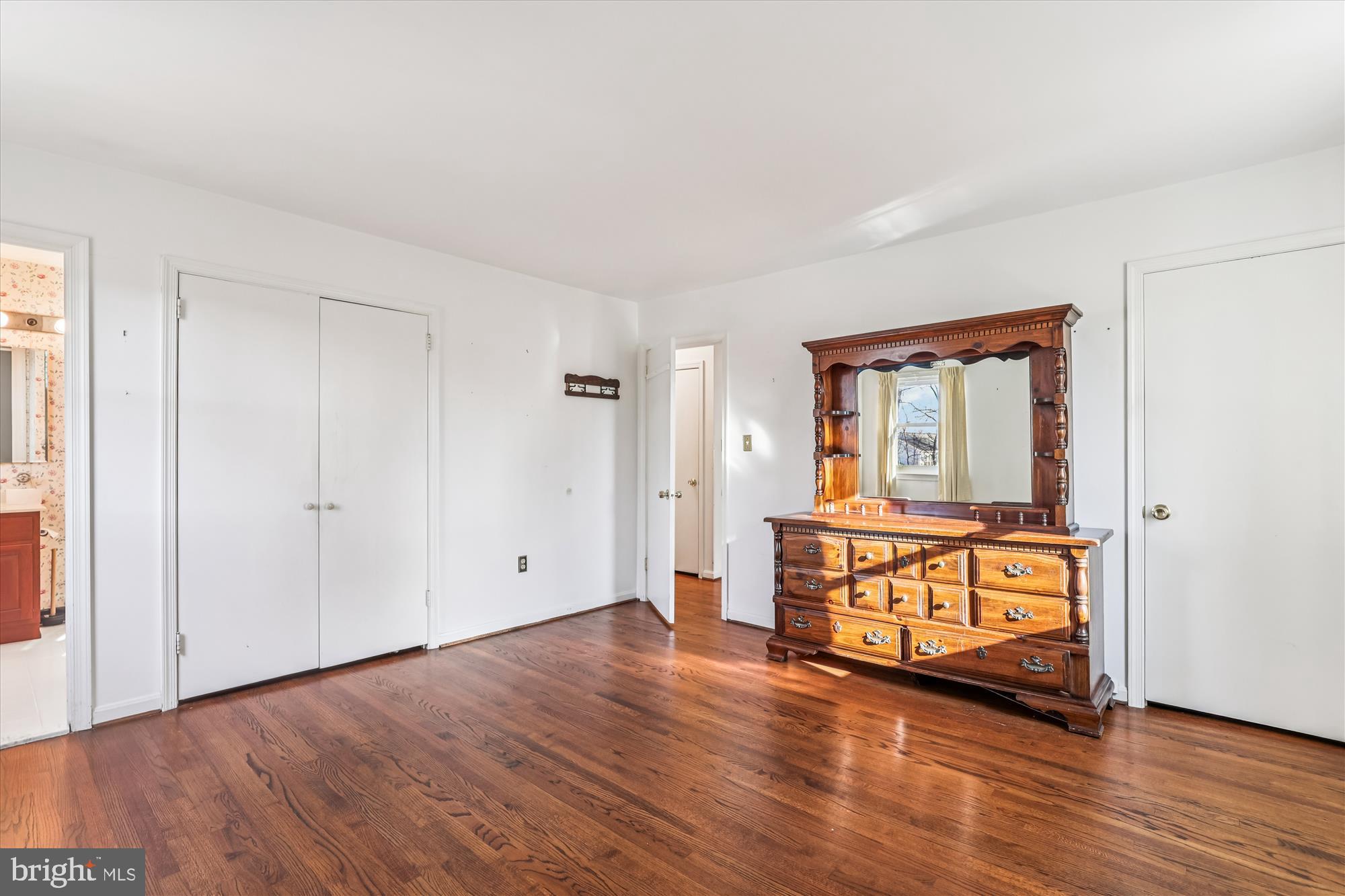 STONEYBROOKE - Residential