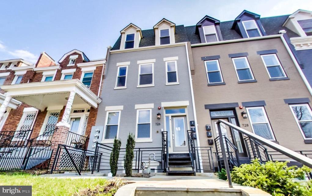 726 GIRARD STREET NW 2