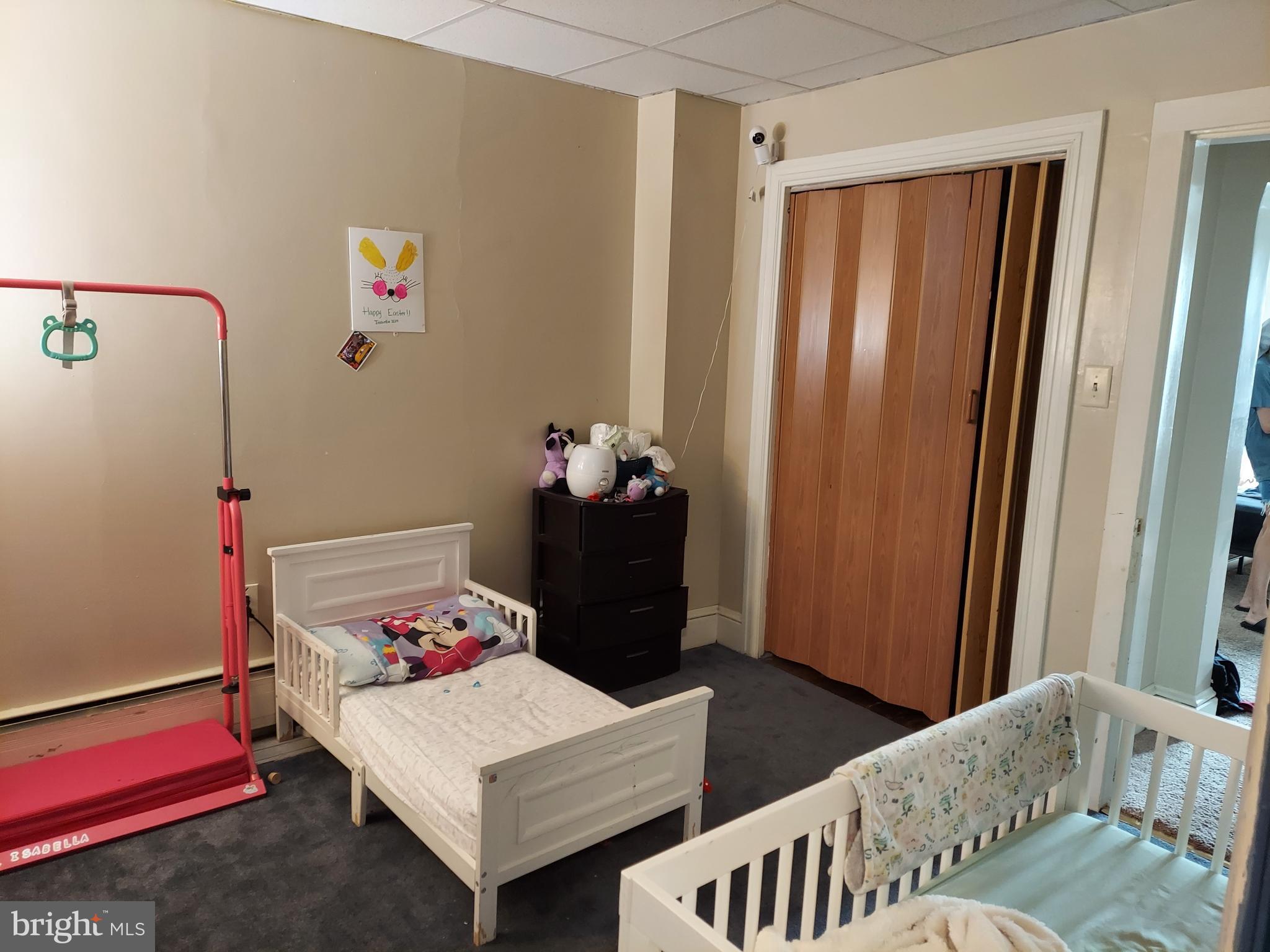 ALLEN FIELD - Residential Income