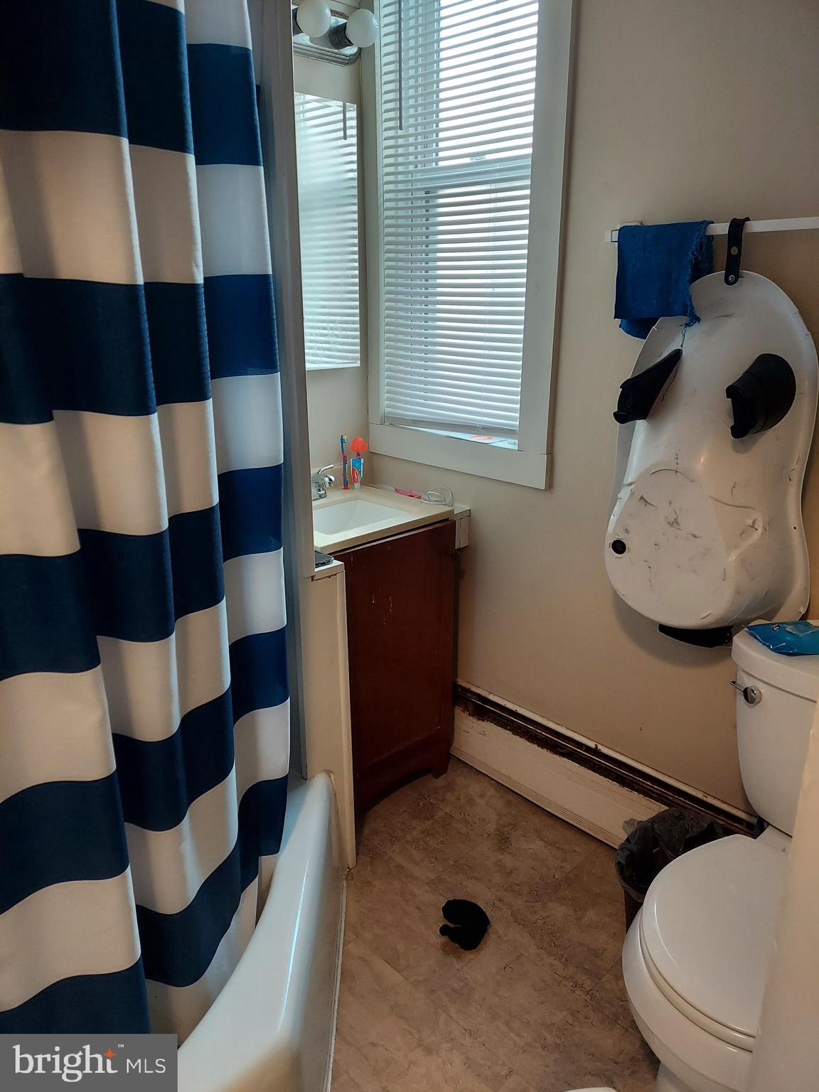 ALLEN FIELD - Residential Income