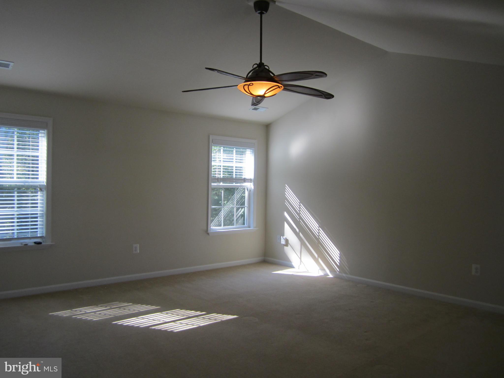 BROOKS CLUSTER - Residential Lease