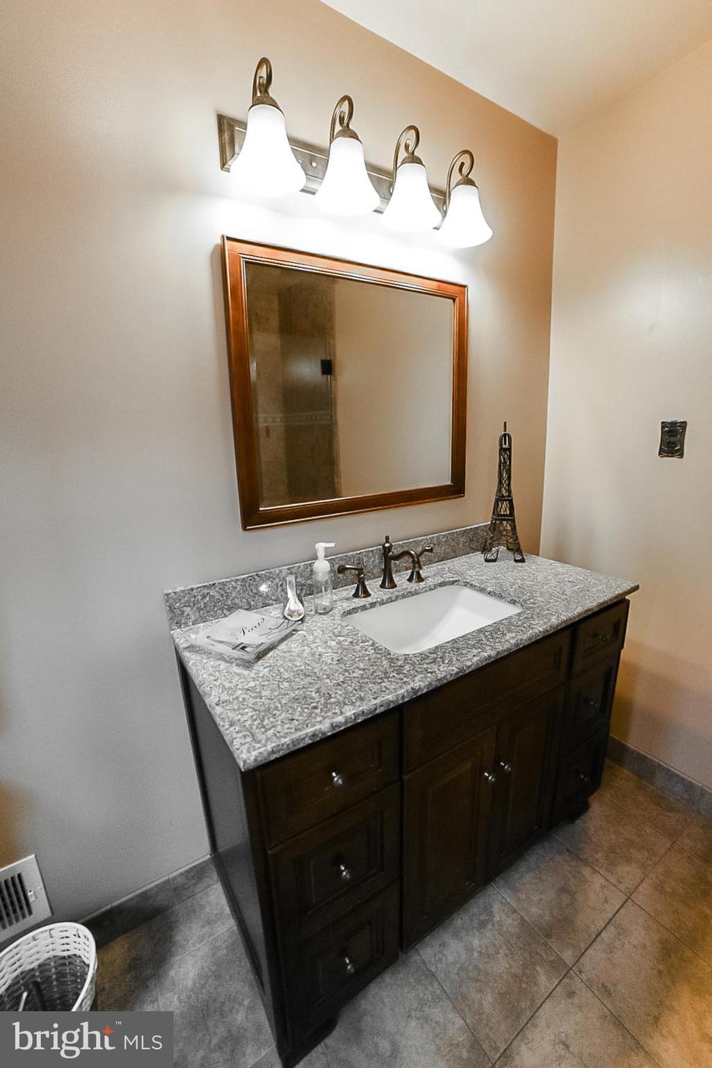 CLARKS RUN - Residential