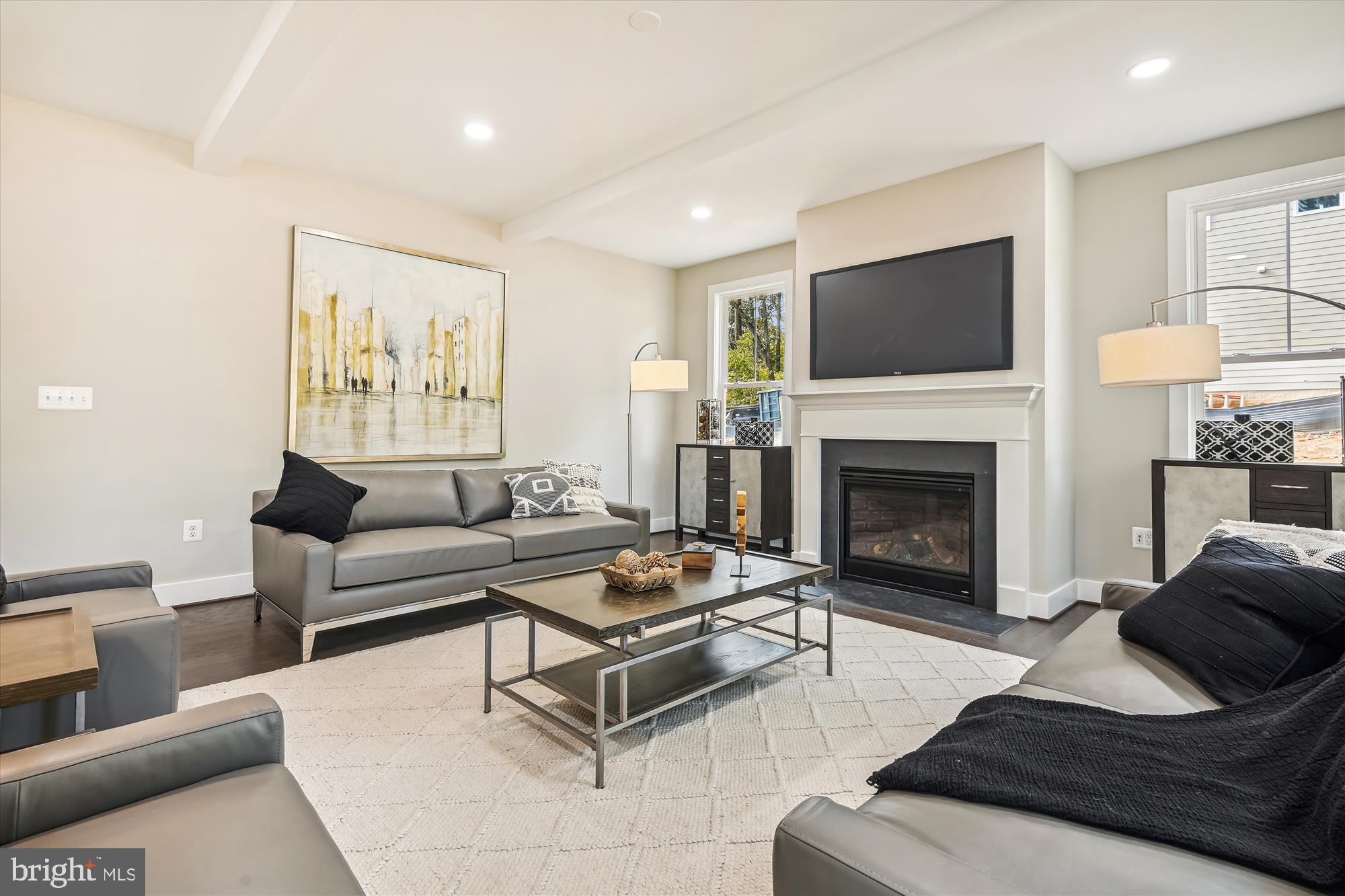 SLEEPY HOLLOW - Residential